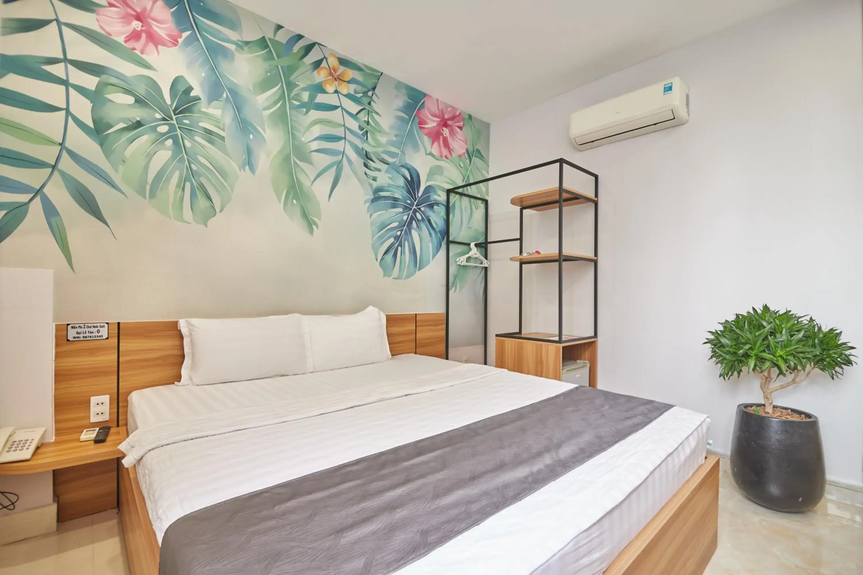 Bedroom, Bed in Bin Bin Hotel 2 - Near Him Lam D7 Bedroom, Bed in Bin Bin Hotel 2 - Near Him Lam D7