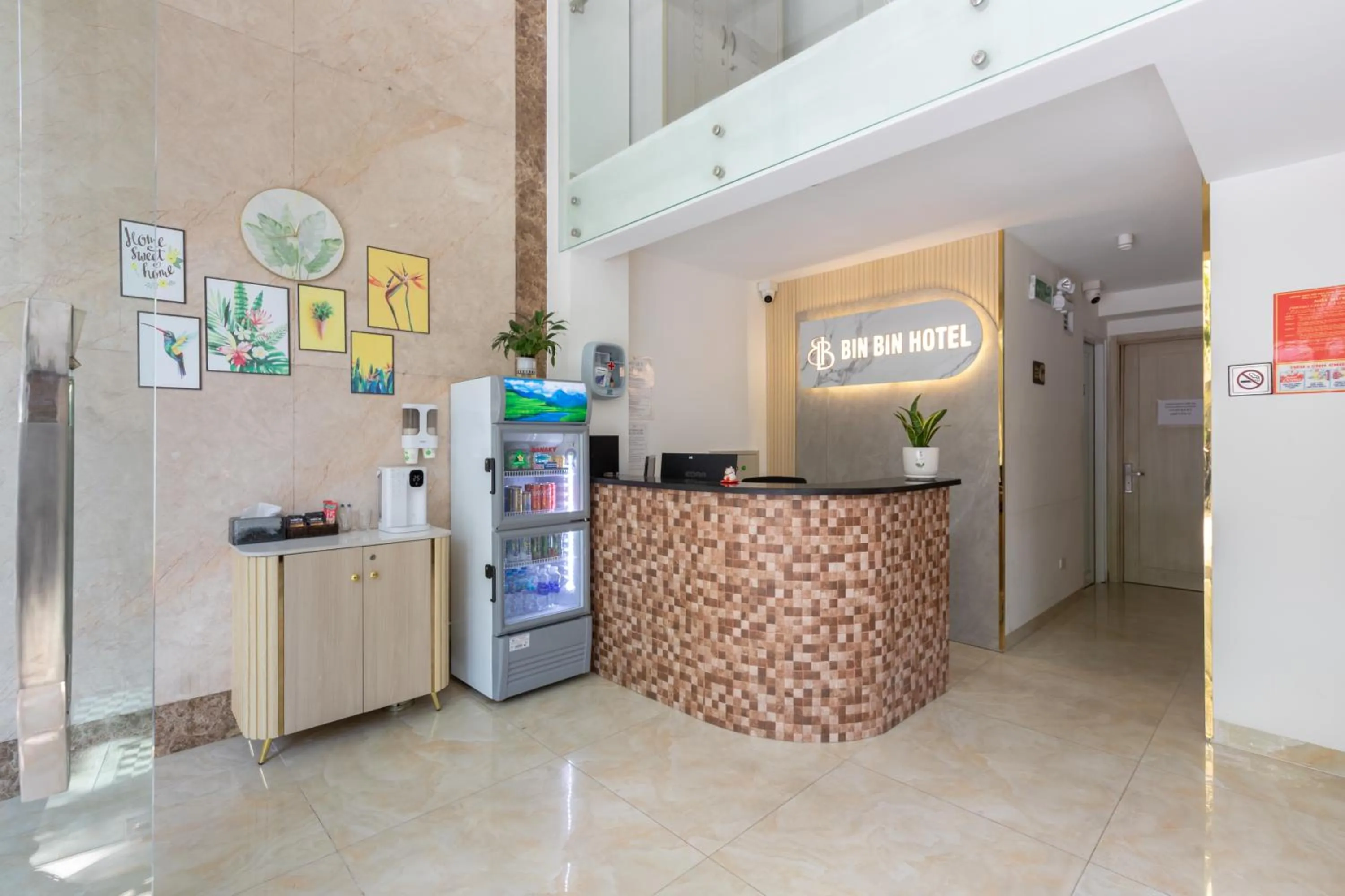 Bin Bin Hotel 3 - Near SC Vivo City D7