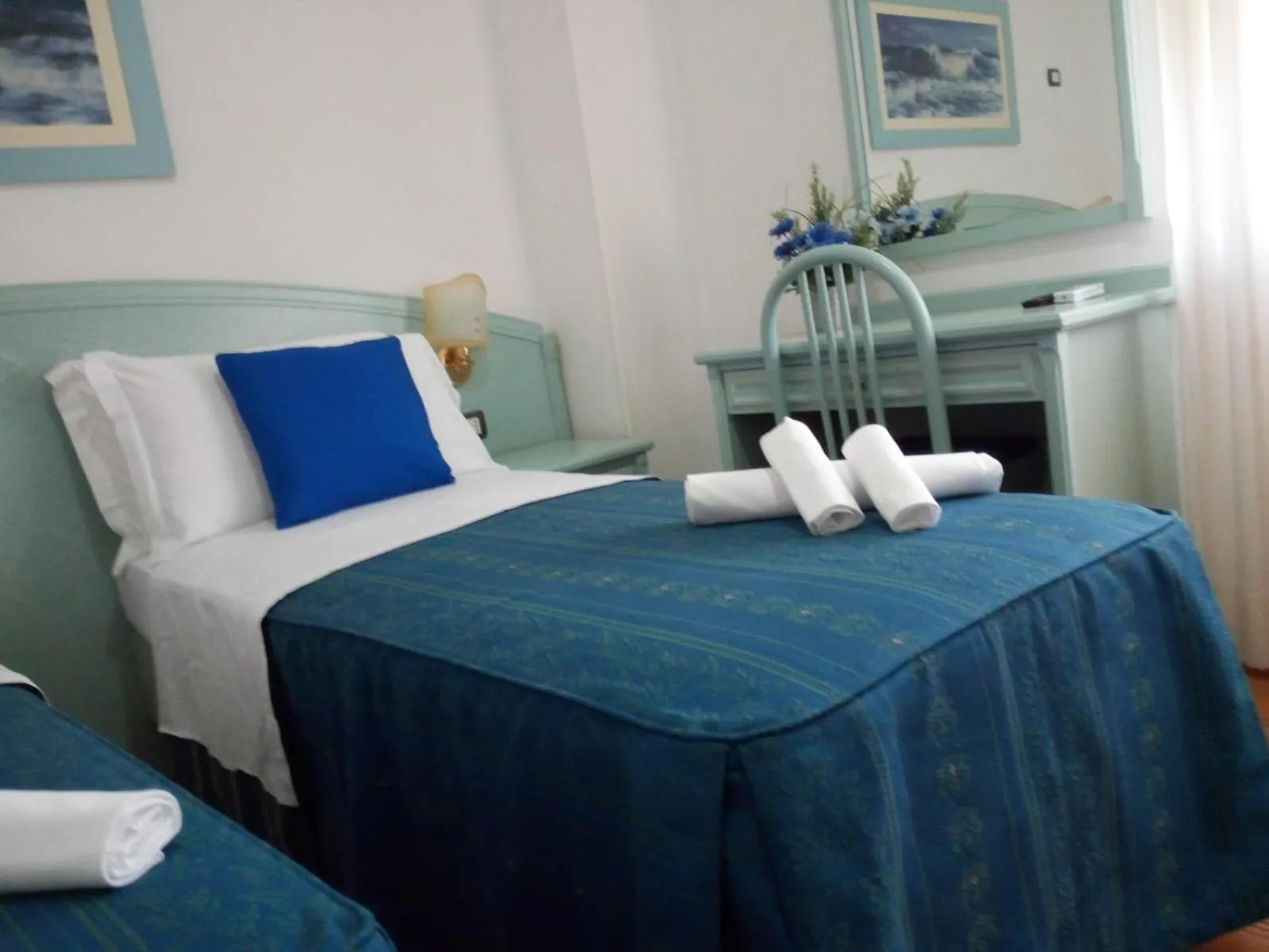 Bedroom, Bed in Hotel Mercede 2