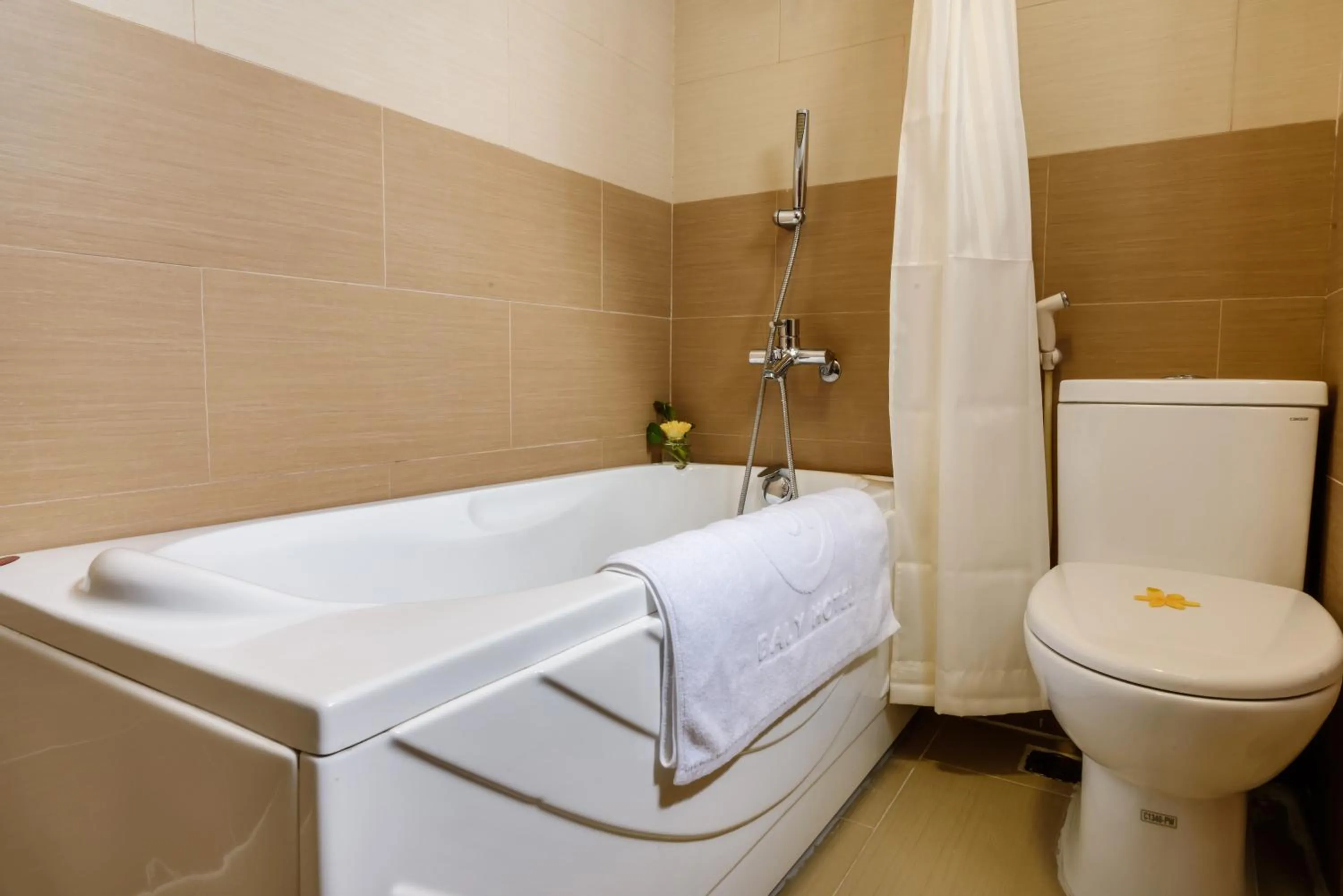 Bathroom in Baly Hotel Hue