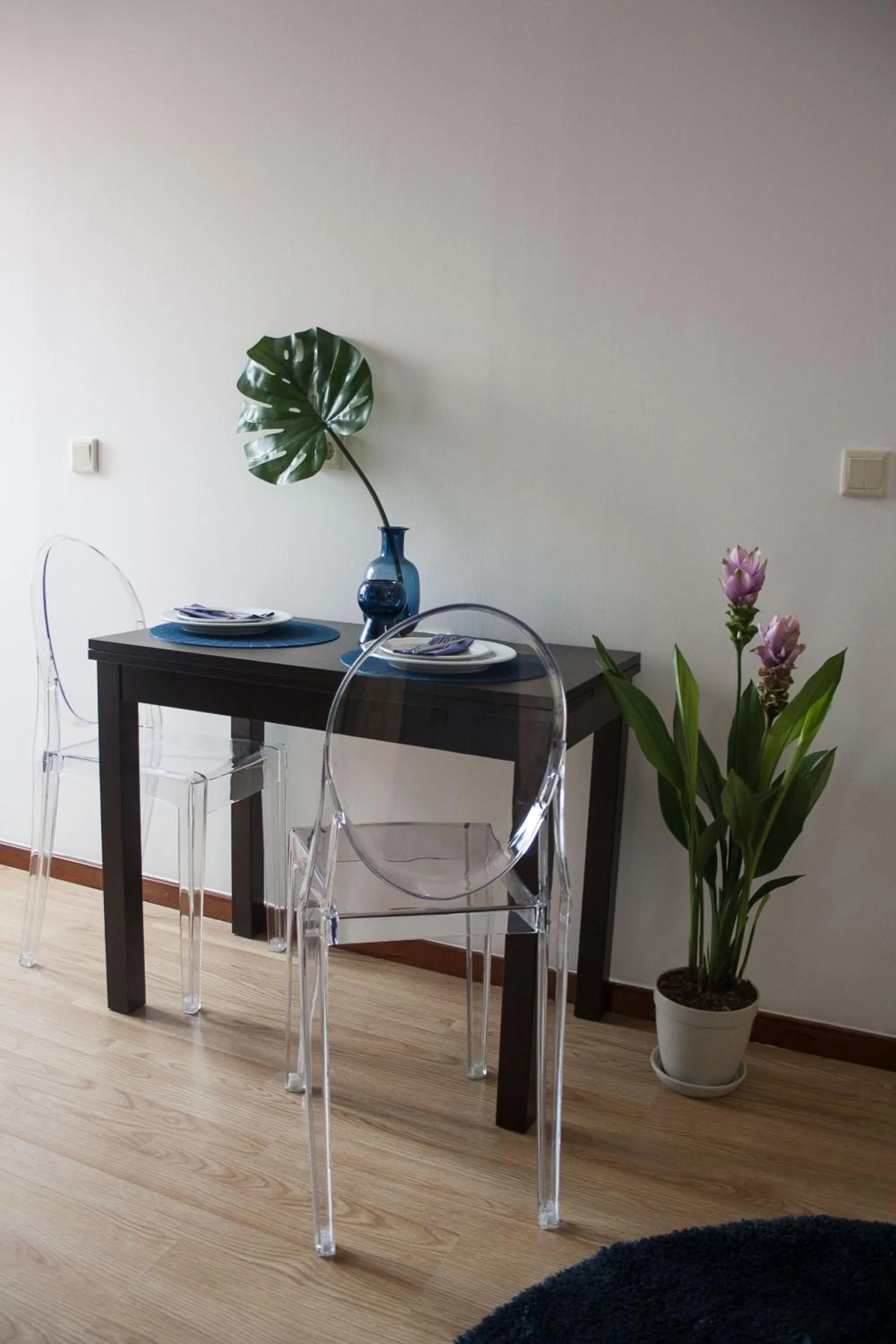 Decorative detail in Nations Porto - Studios & Suites