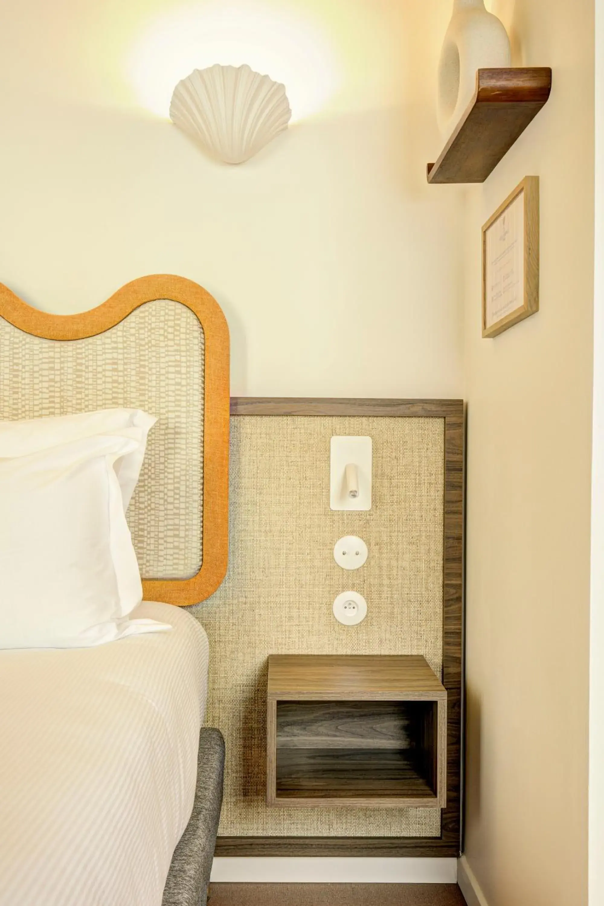 Mimosa Room - Standard Double in Hôtel Gabriel Mimosa Room - Standard Double in Hôtel Gabriel