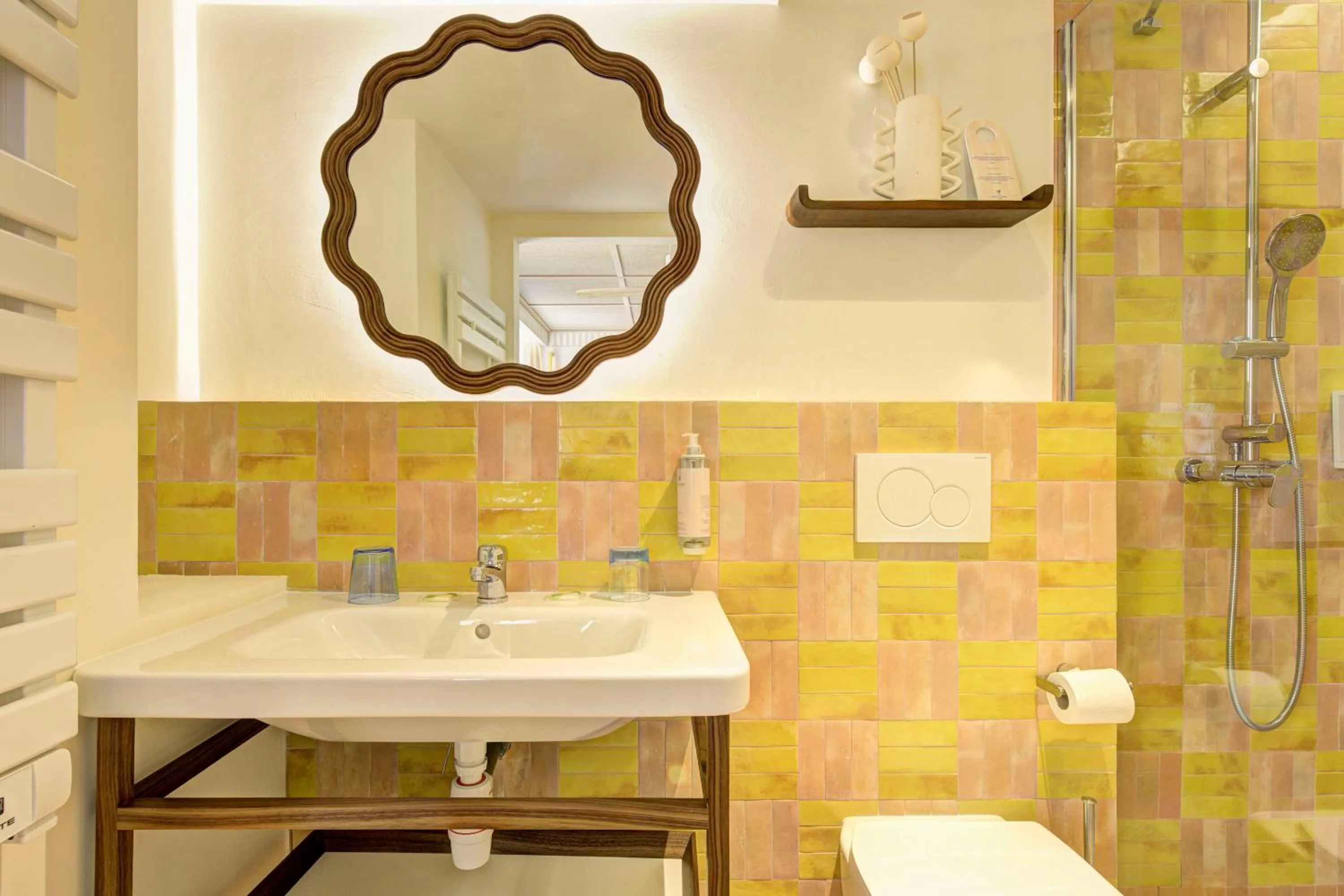 Bathroom in Hôtel Gabriel