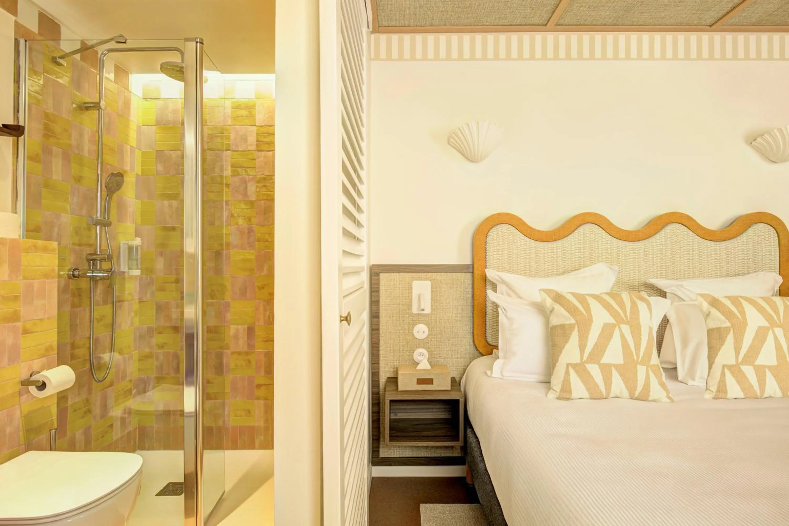 Bed in Hôtel Gabriel