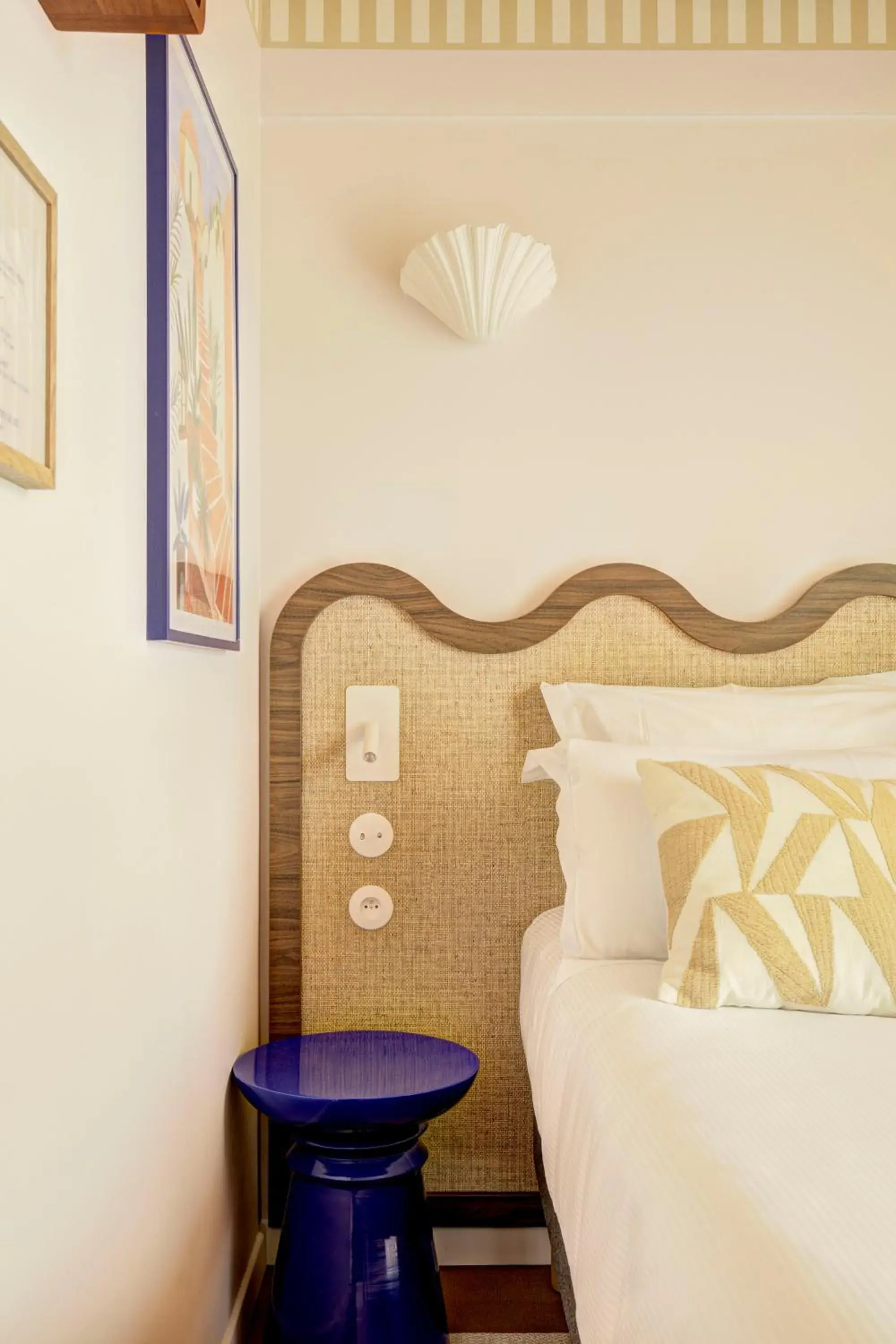 Lavender Room - single occupancy - Single with Balcony in Hôtel Gabriel Lavender Room - single occupancy - Single with Balcony in Hôtel Gabriel