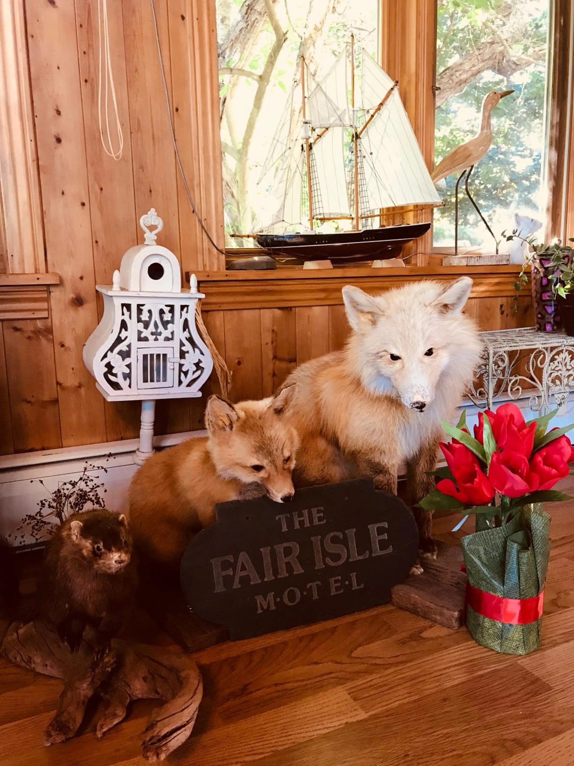 Lobby or reception in Fair Isle Motel