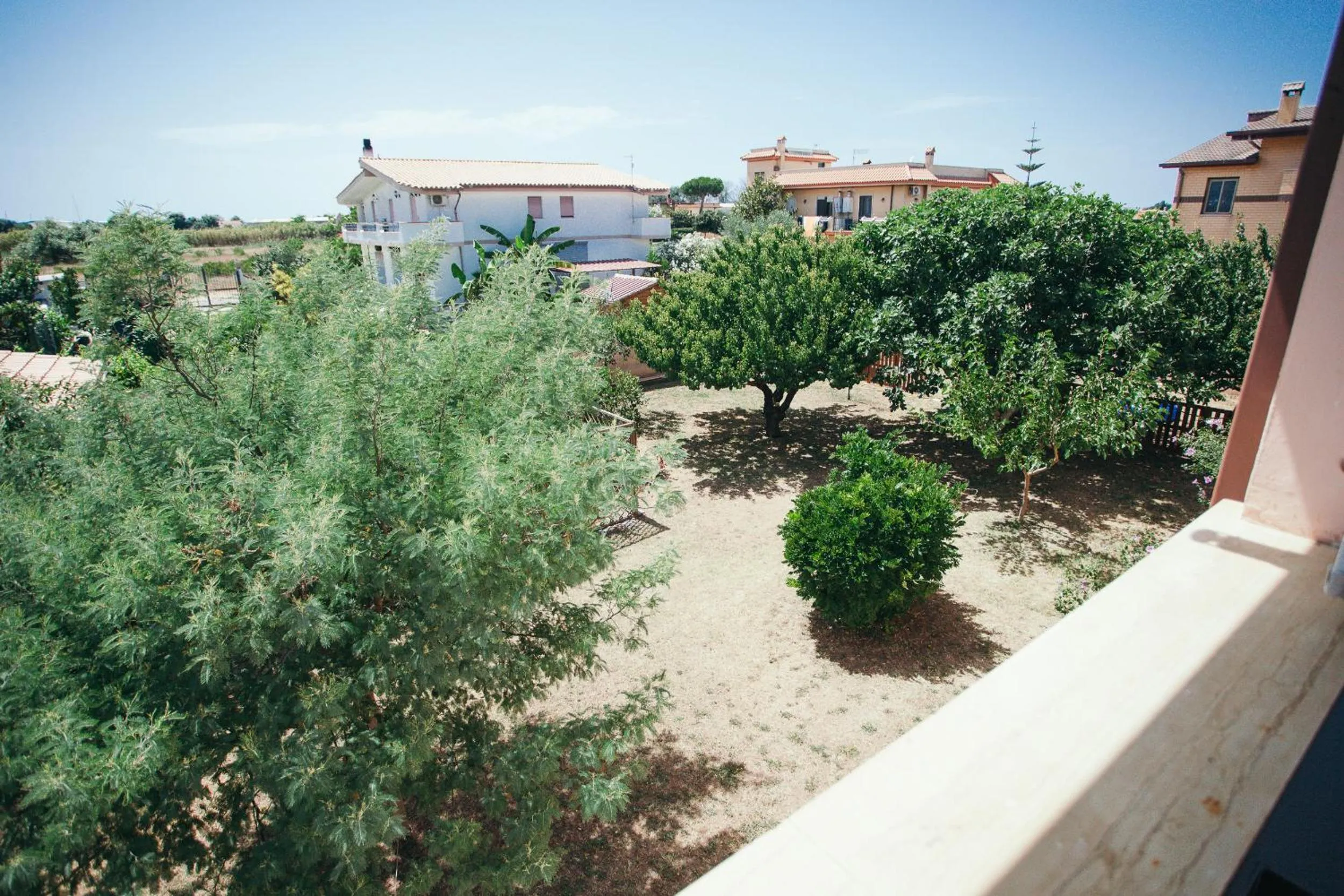 Garden view in Domus Leonardo-Private Free Parking