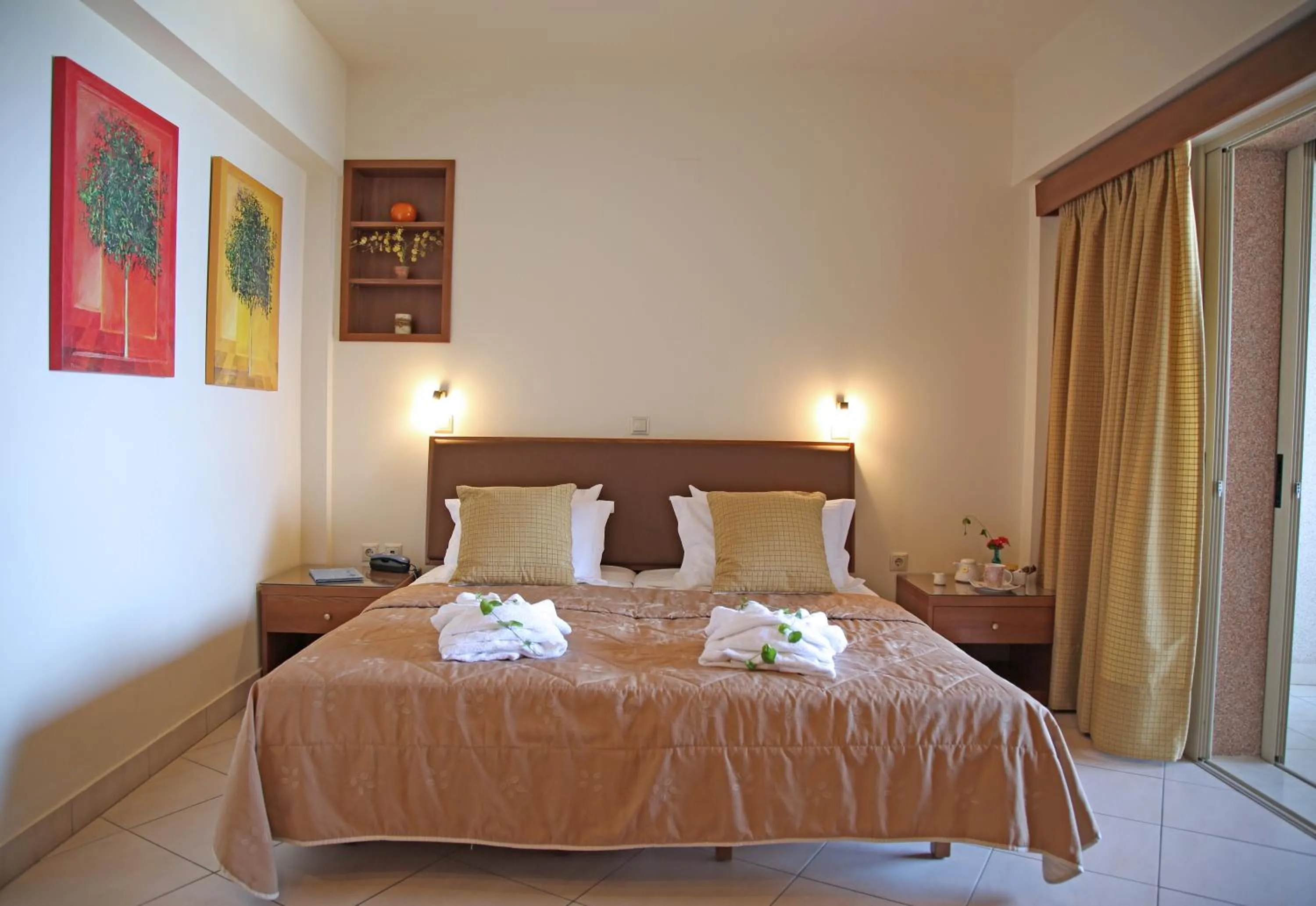 Bedroom, Bed in Sitia Bay