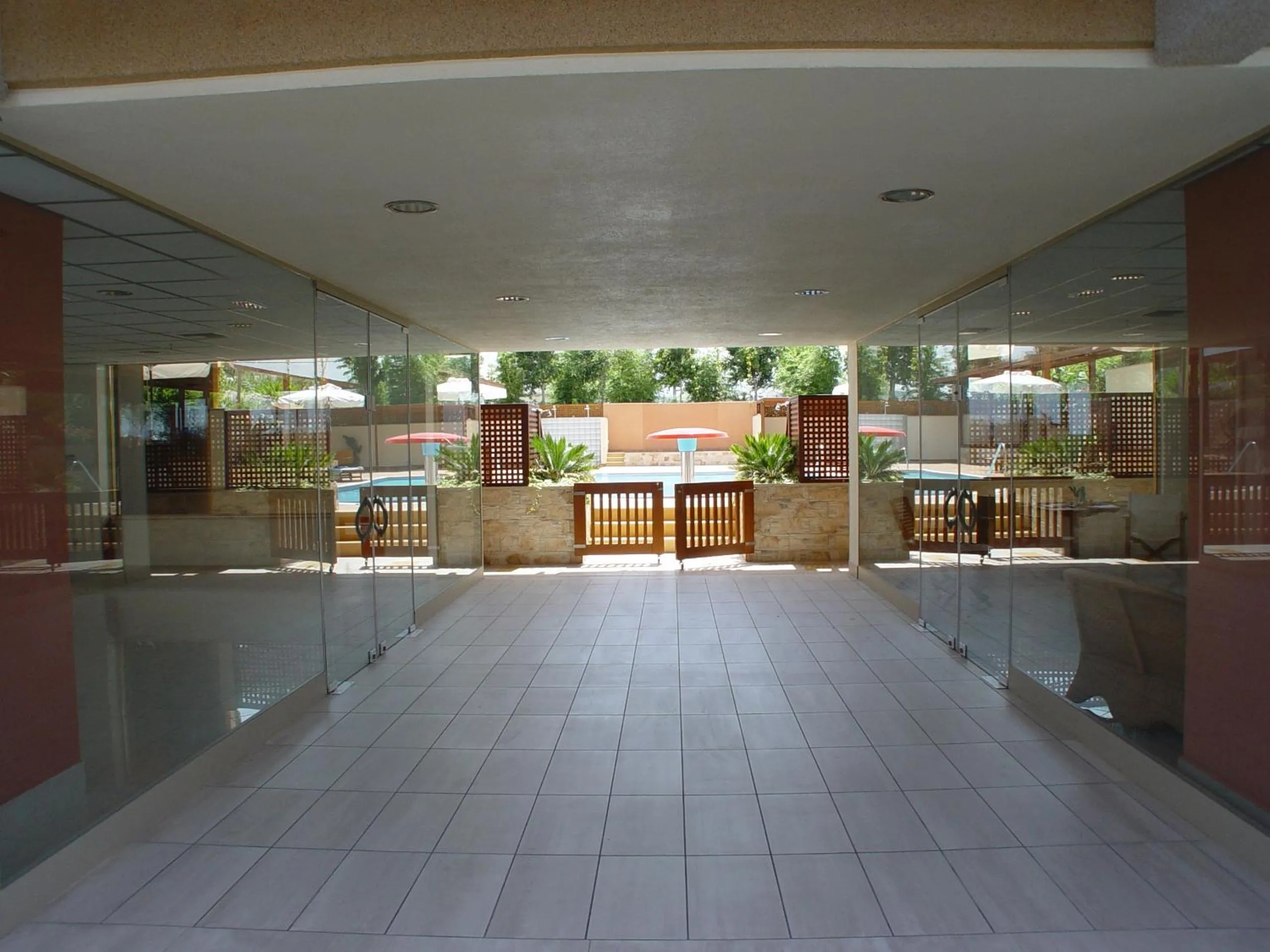 Facade/entrance in Sitia Bay