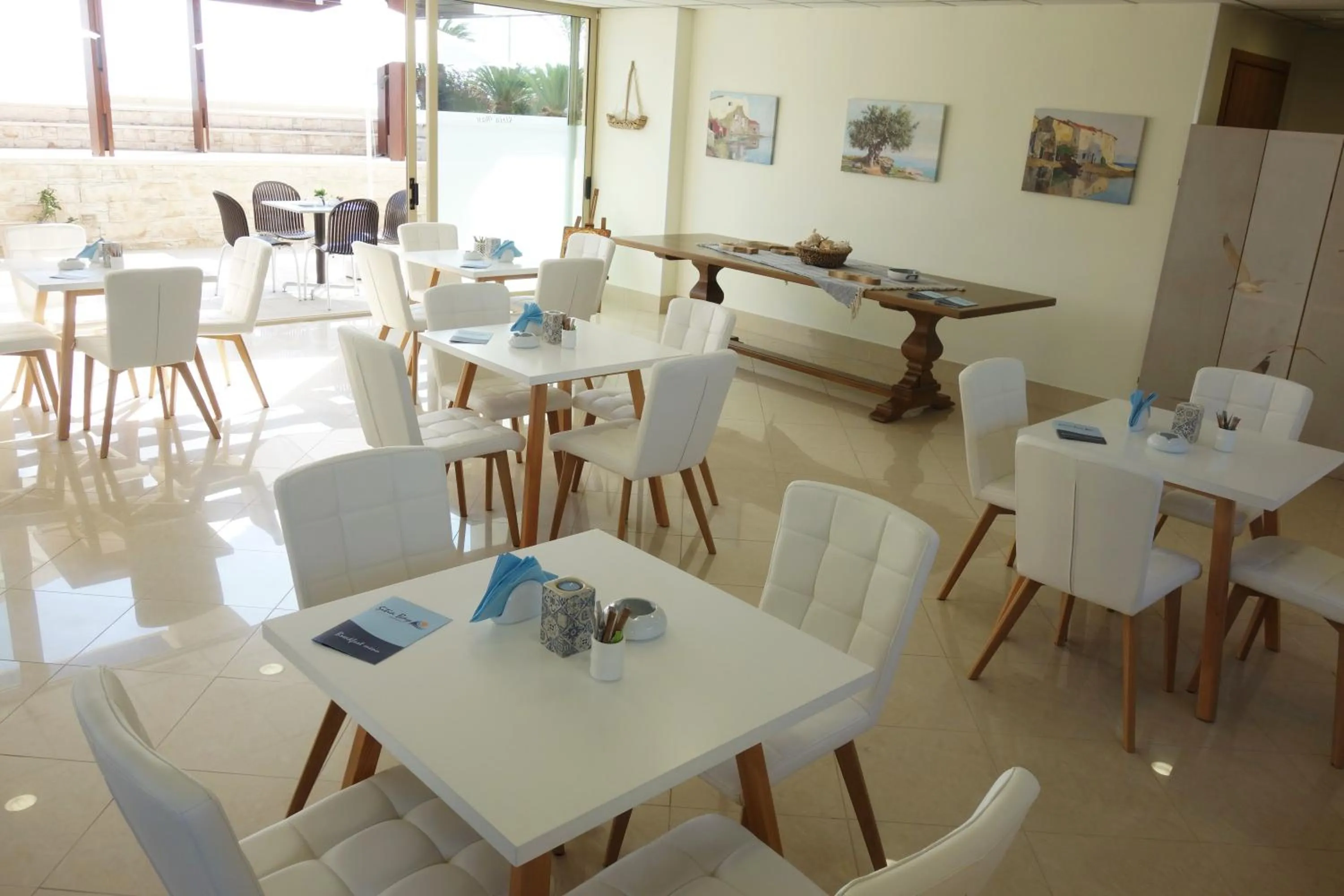 Restaurant/places to eat in Sitia Bay
