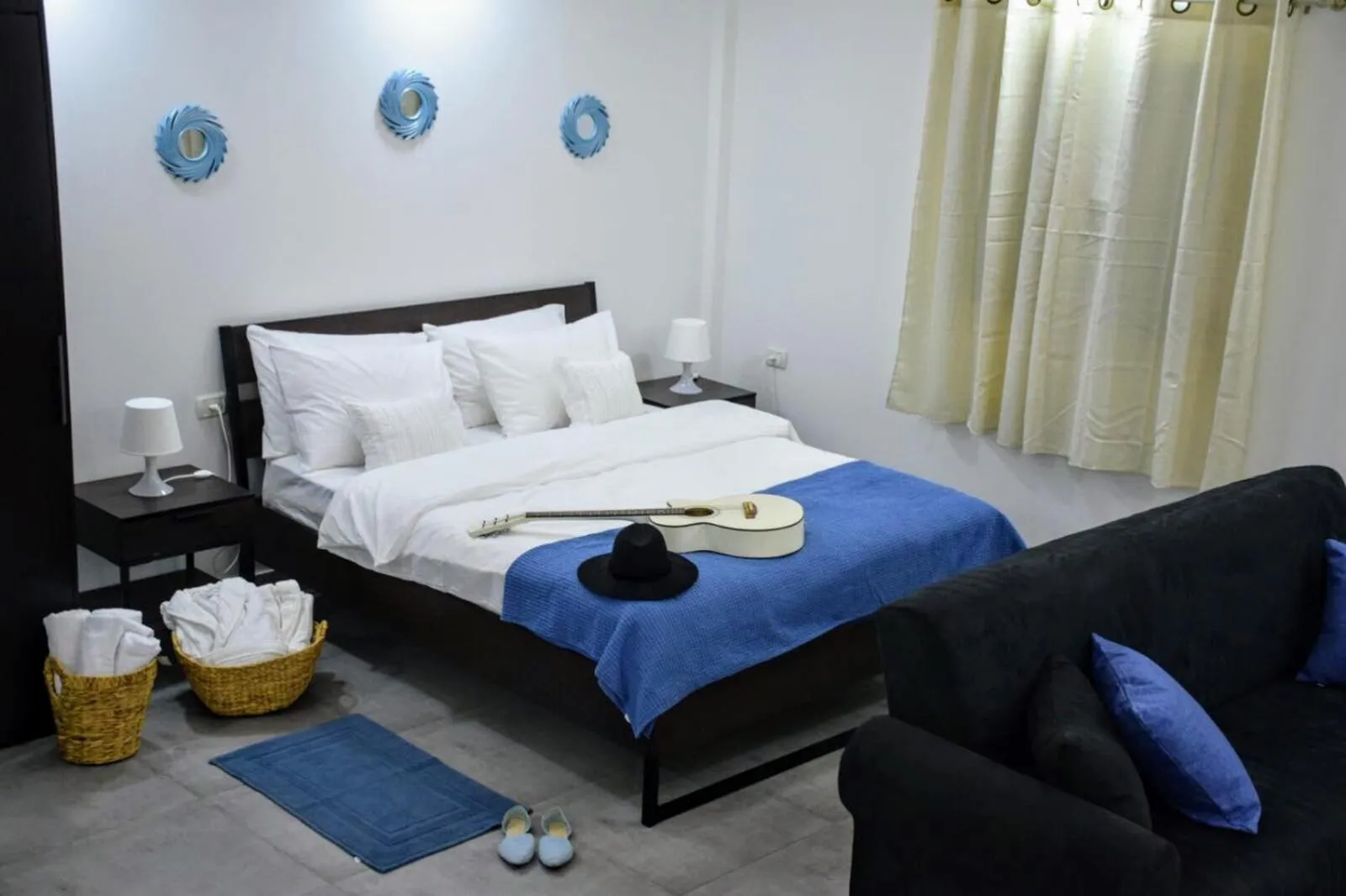 Bedroom, Bed in Mol Hahr