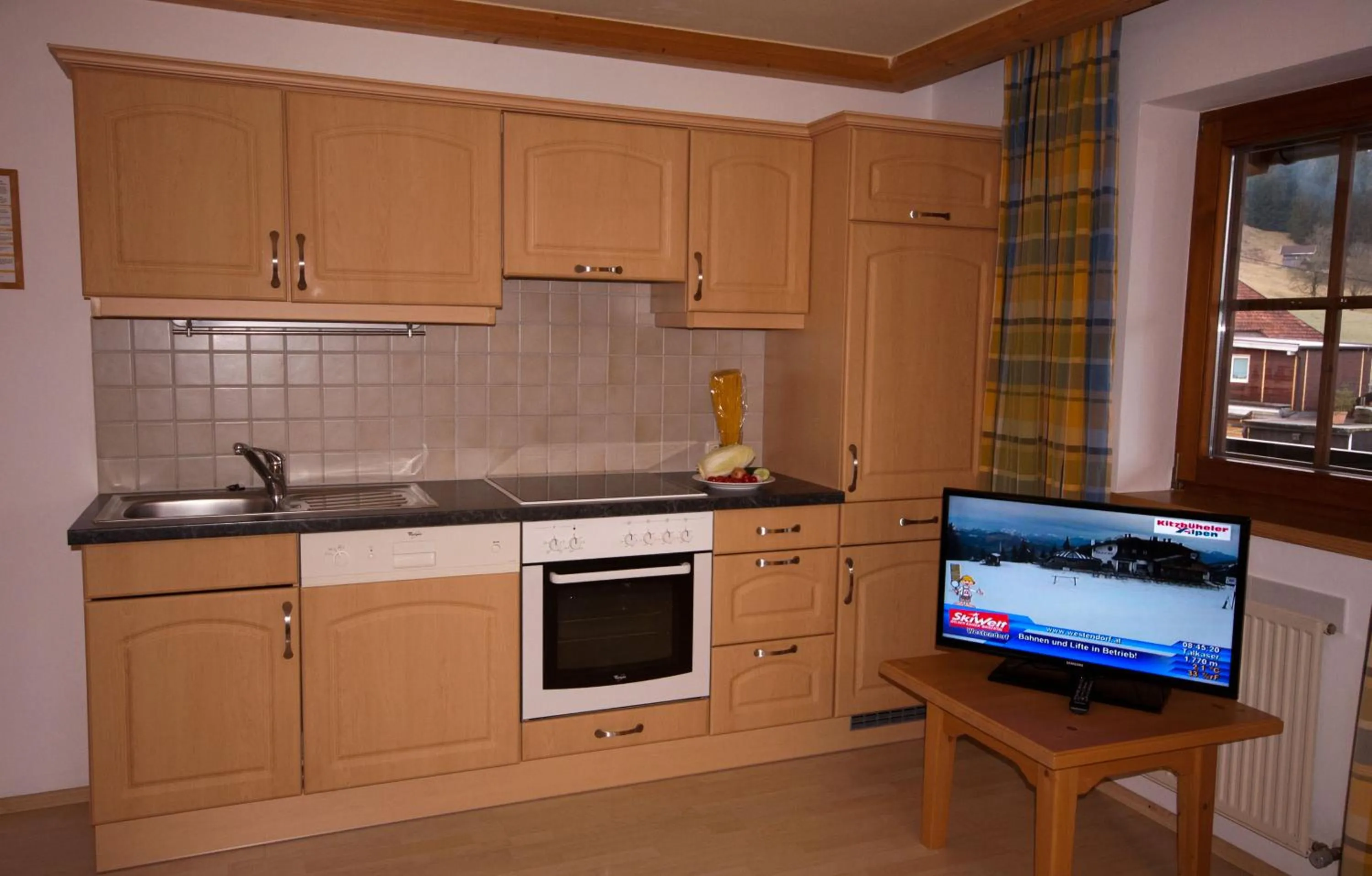 Kitchen or kitchenette in Activ Wellness - Appartement Schermerhof