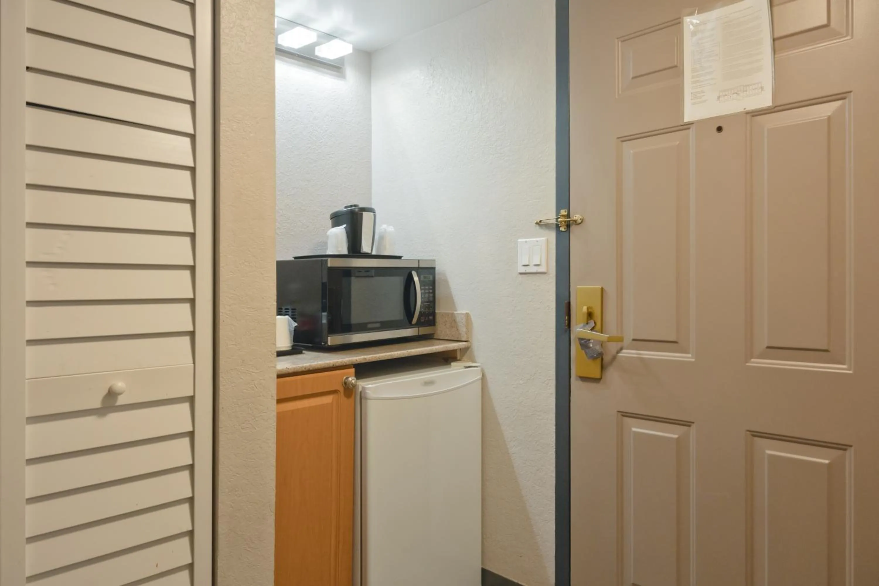 minibar in The Palms Inn & Suites Miami, Kendall, FL