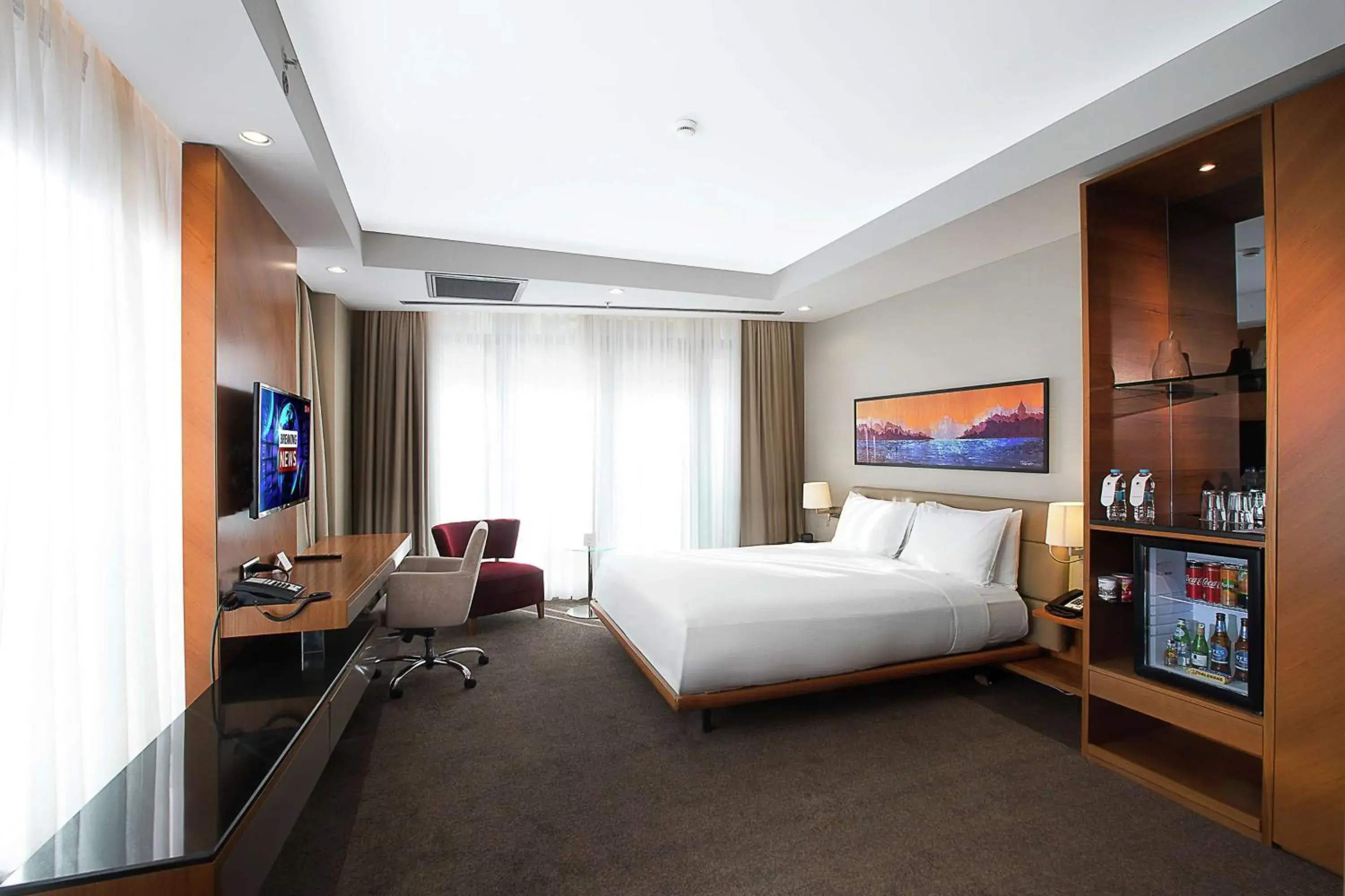 King Guest Room in DoubleTree By Hilton Istanbul - Old Town King Guest Room in DoubleTree By Hilton Istanbul - Old Town