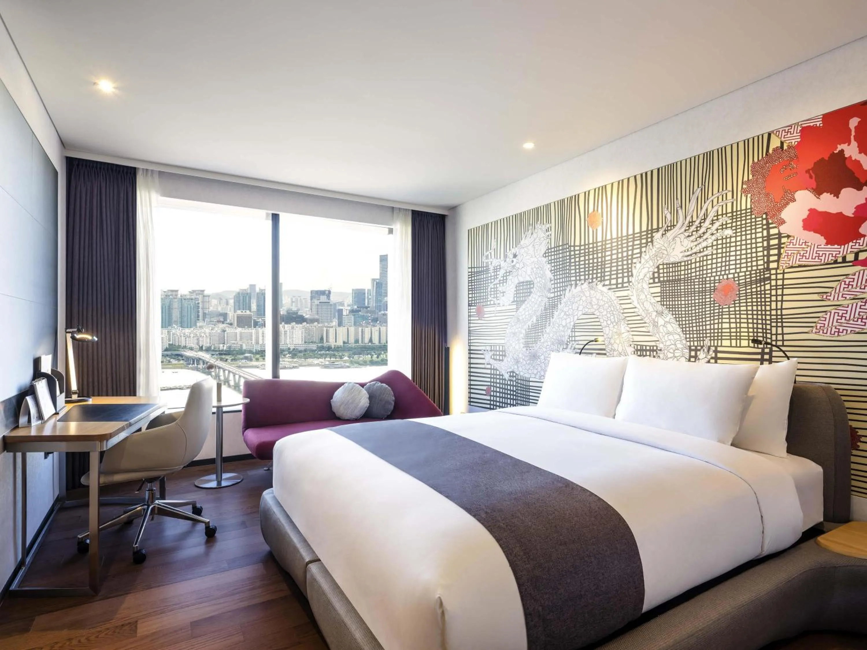 Bedroom, Bed in Novotel Ambassador Seoul Yongsan