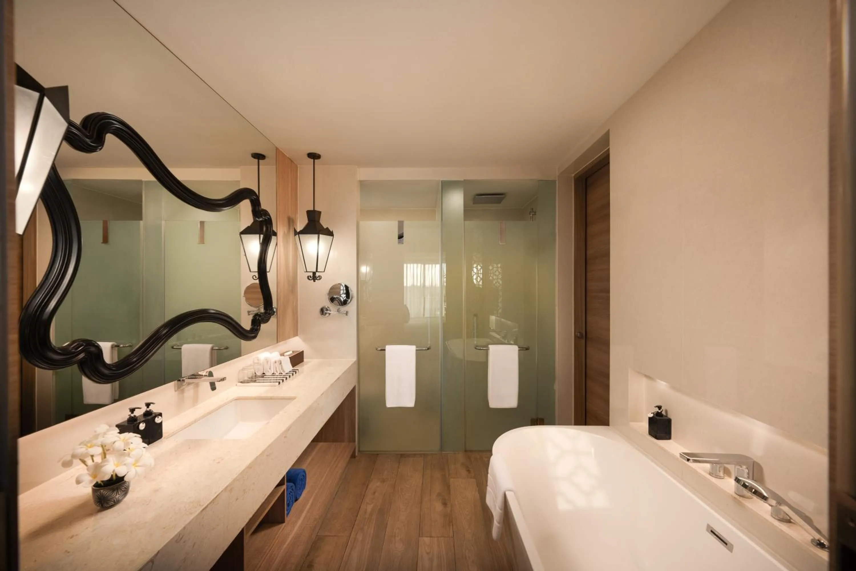 Bathroom in Avista Grande Phuket Karon - MGallery