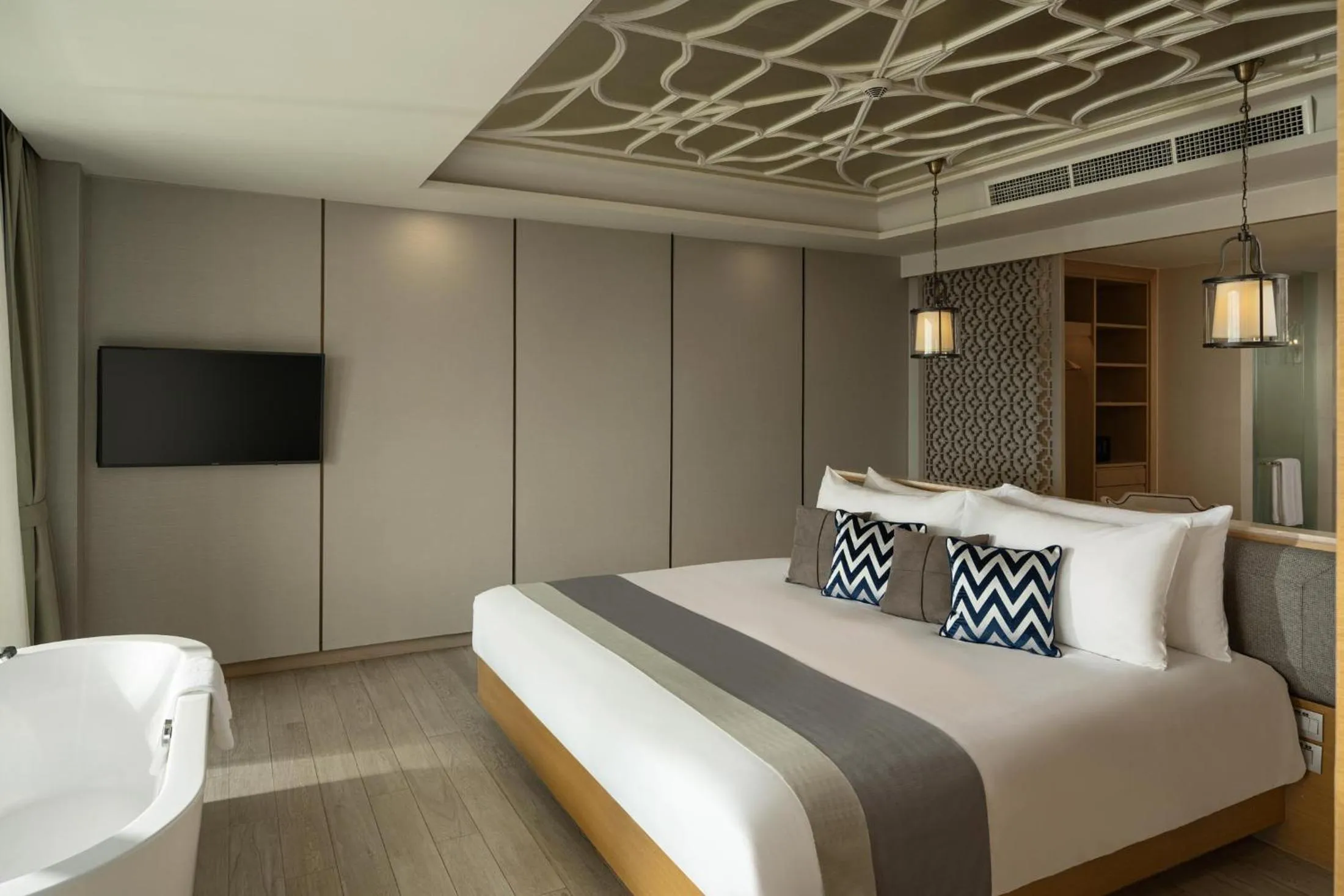 Bed in Avista Grande Phuket Karon - MGallery
