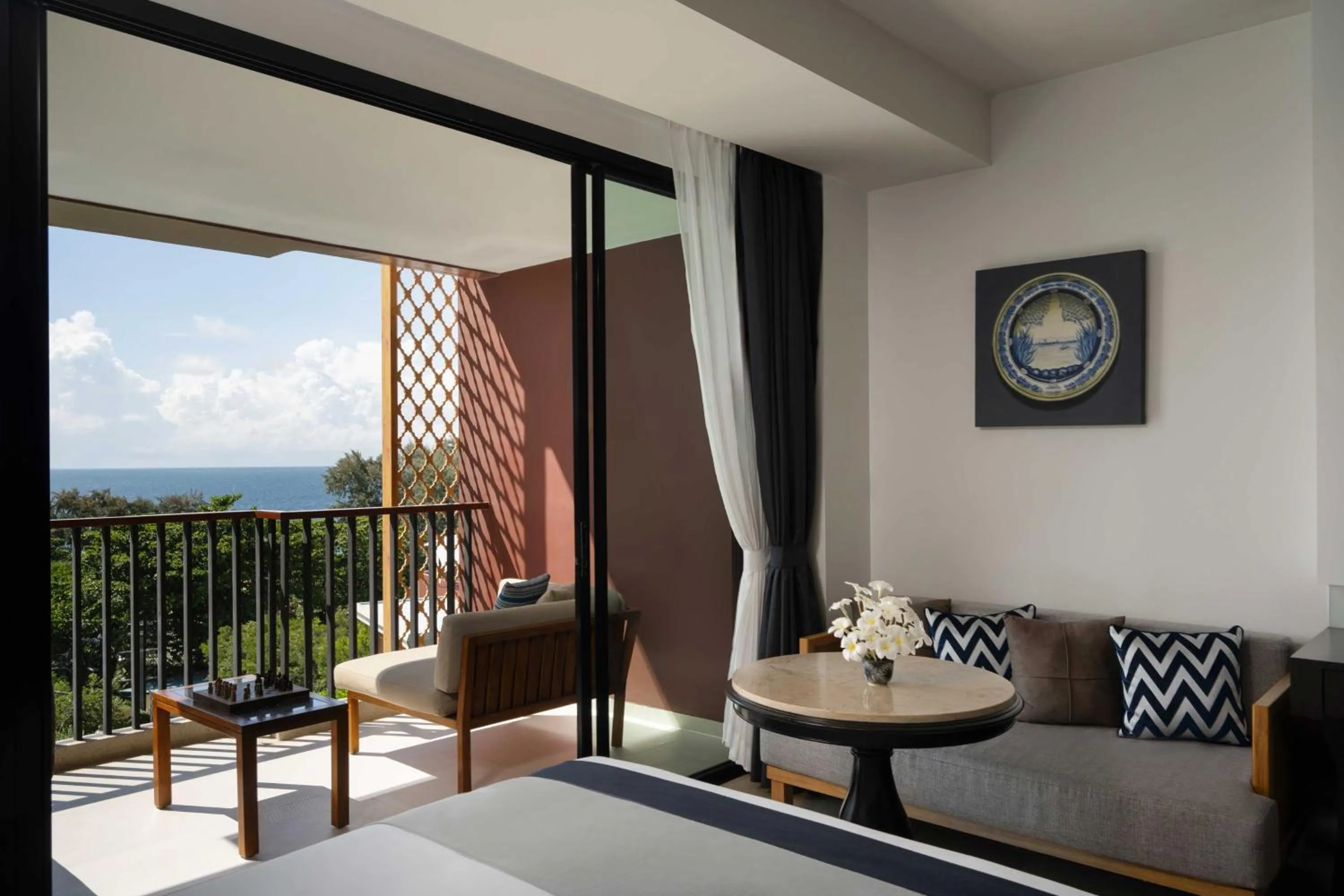 View (from property/room), Bed in Avista Grande Phuket Karon - MGallery