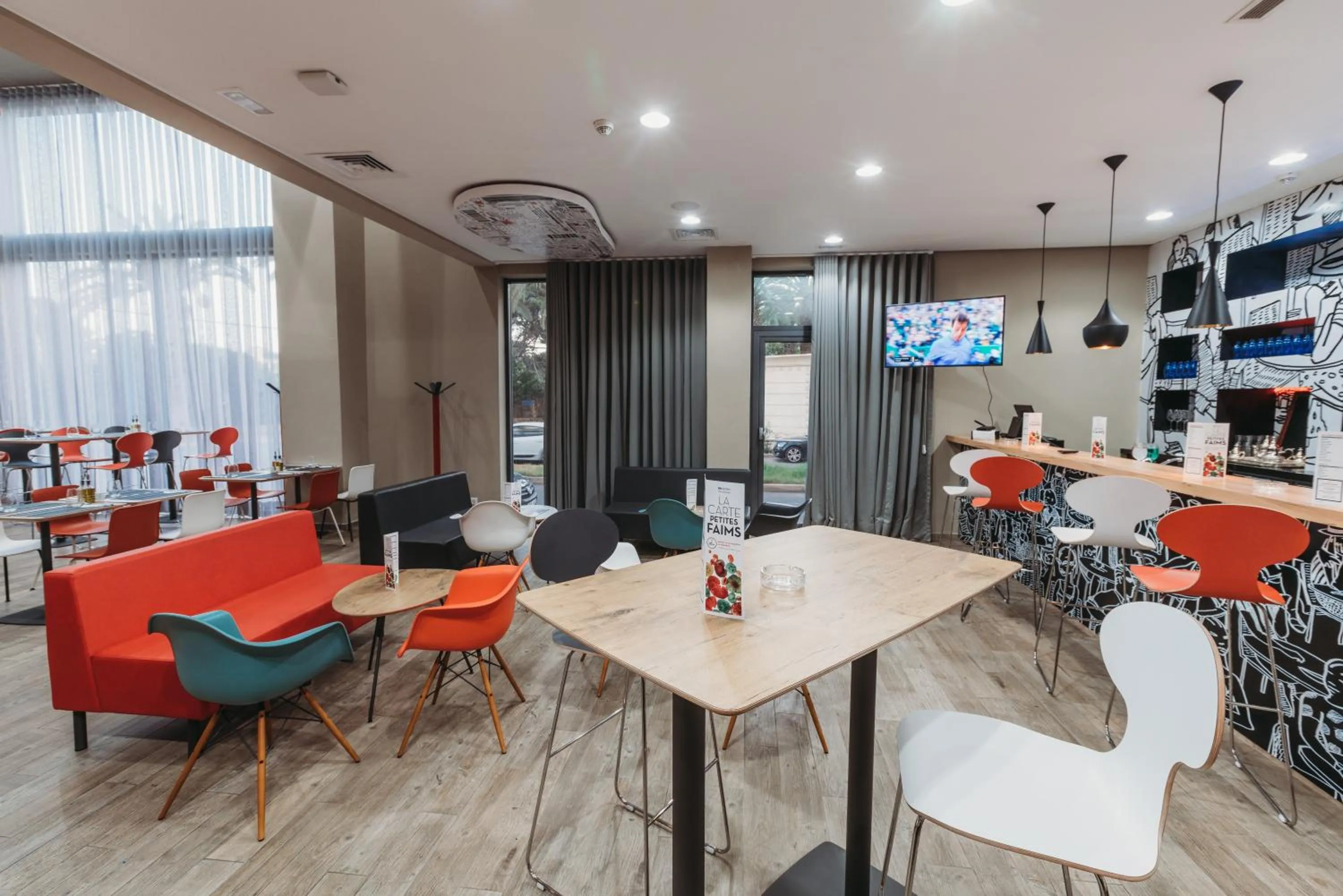 Restaurant/places to eat in Ibis Mohammedia