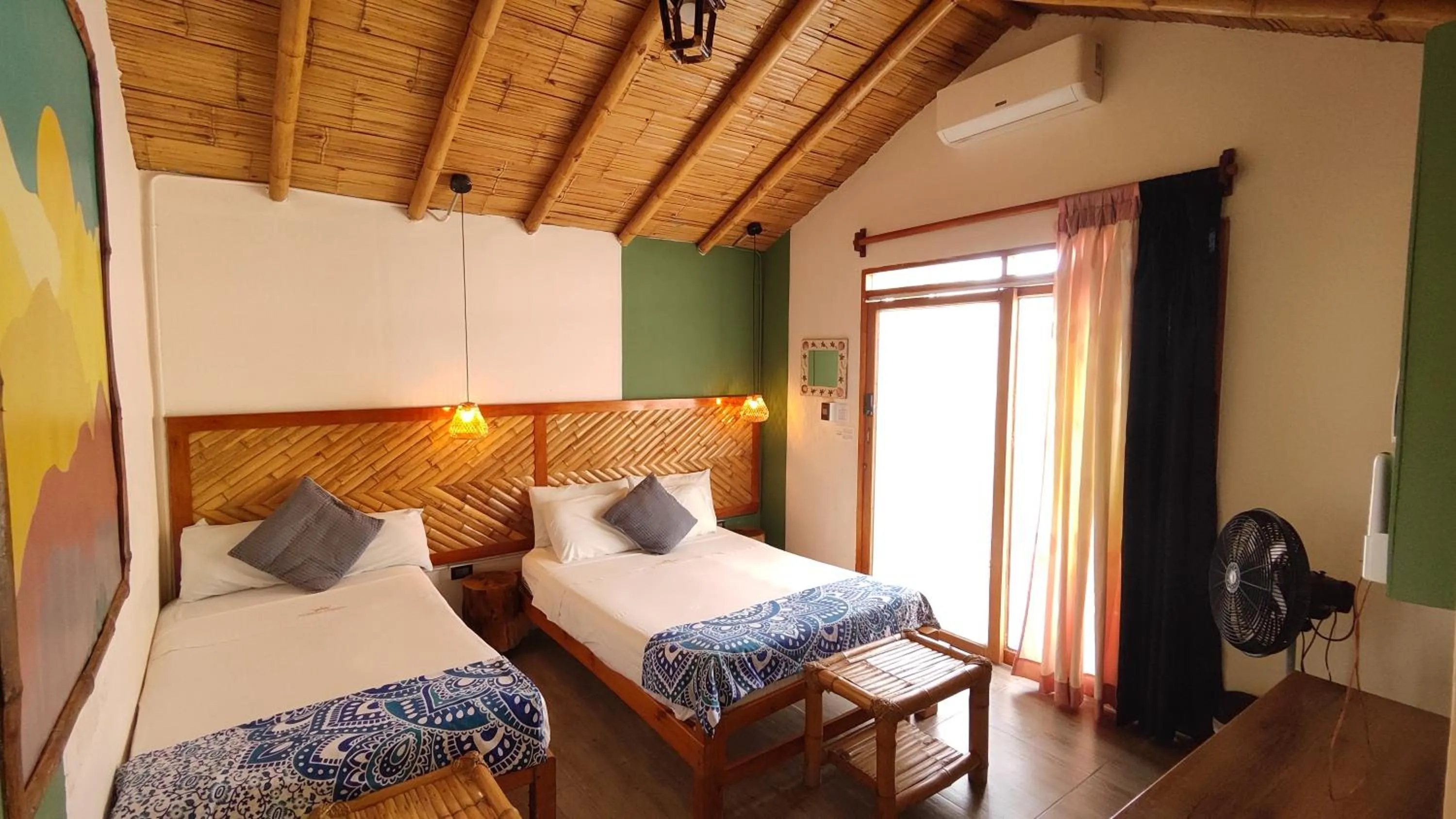 air conditioner, Bed in Puerto Bamboo