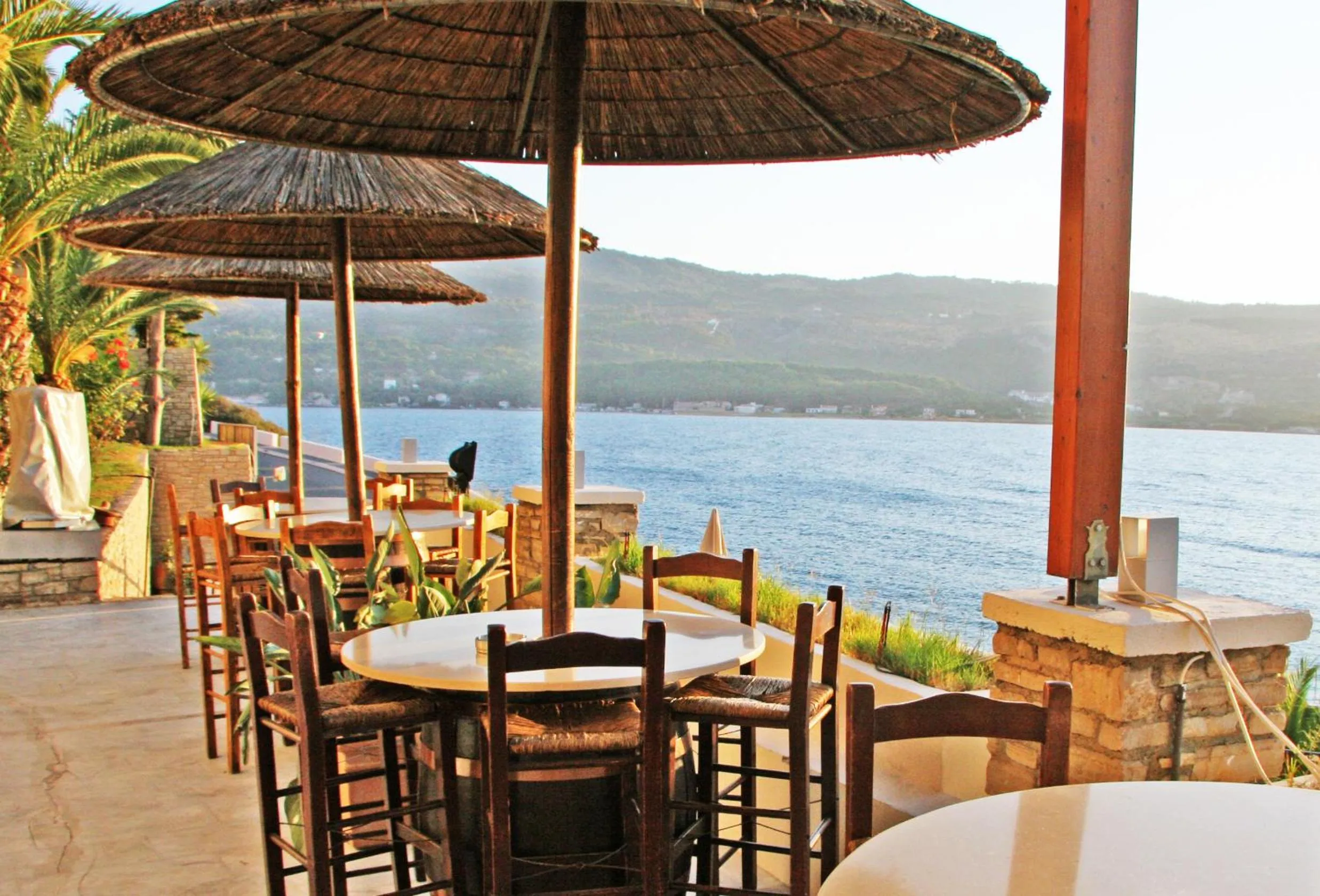 Restaurant/places to eat in Samos Bay Hotel by Gagou Beach