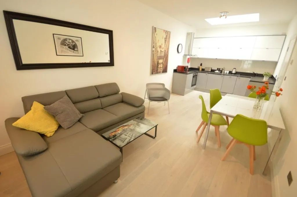 St Anne's Court by Indigo Flats