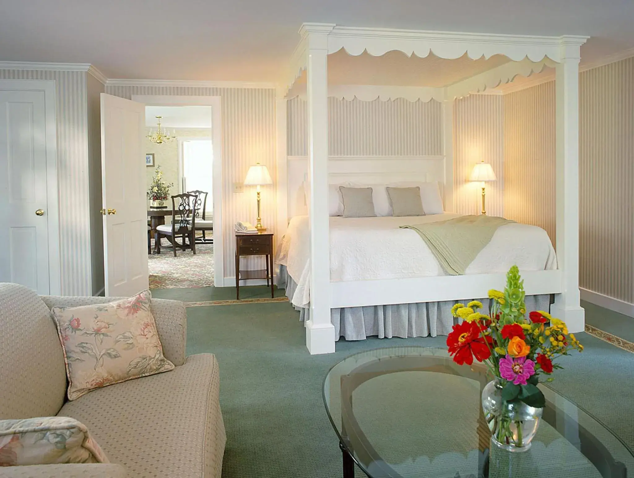 One-Bedroom Suite with Lake View - single occupancy in Basin Harbor One-Bedroom Suite with Lake View - single occupancy in Basin Harbor