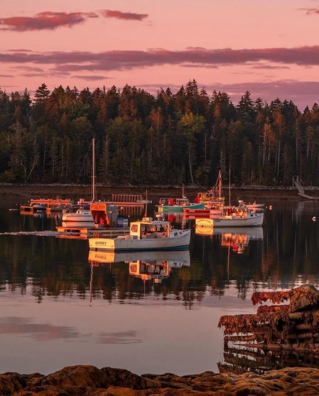 Natural landscape in East Wind Inn & Suites