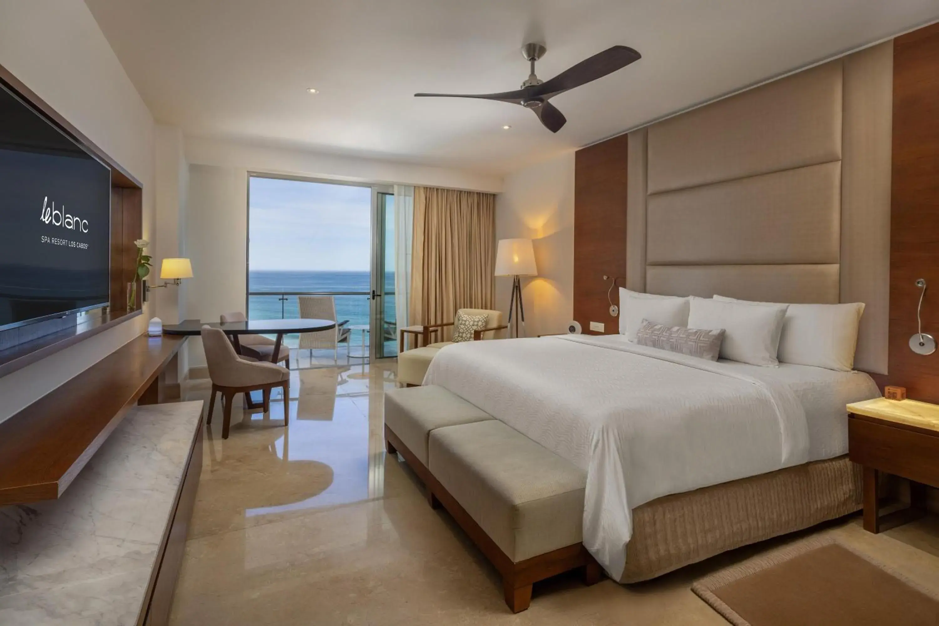 Bed in Le Blanc Spa Resort Los Cabos - Adults Only - All-Inclusive Bed in Le Blanc Spa Resort Los Cabos - Adults Only - All-Inclusive