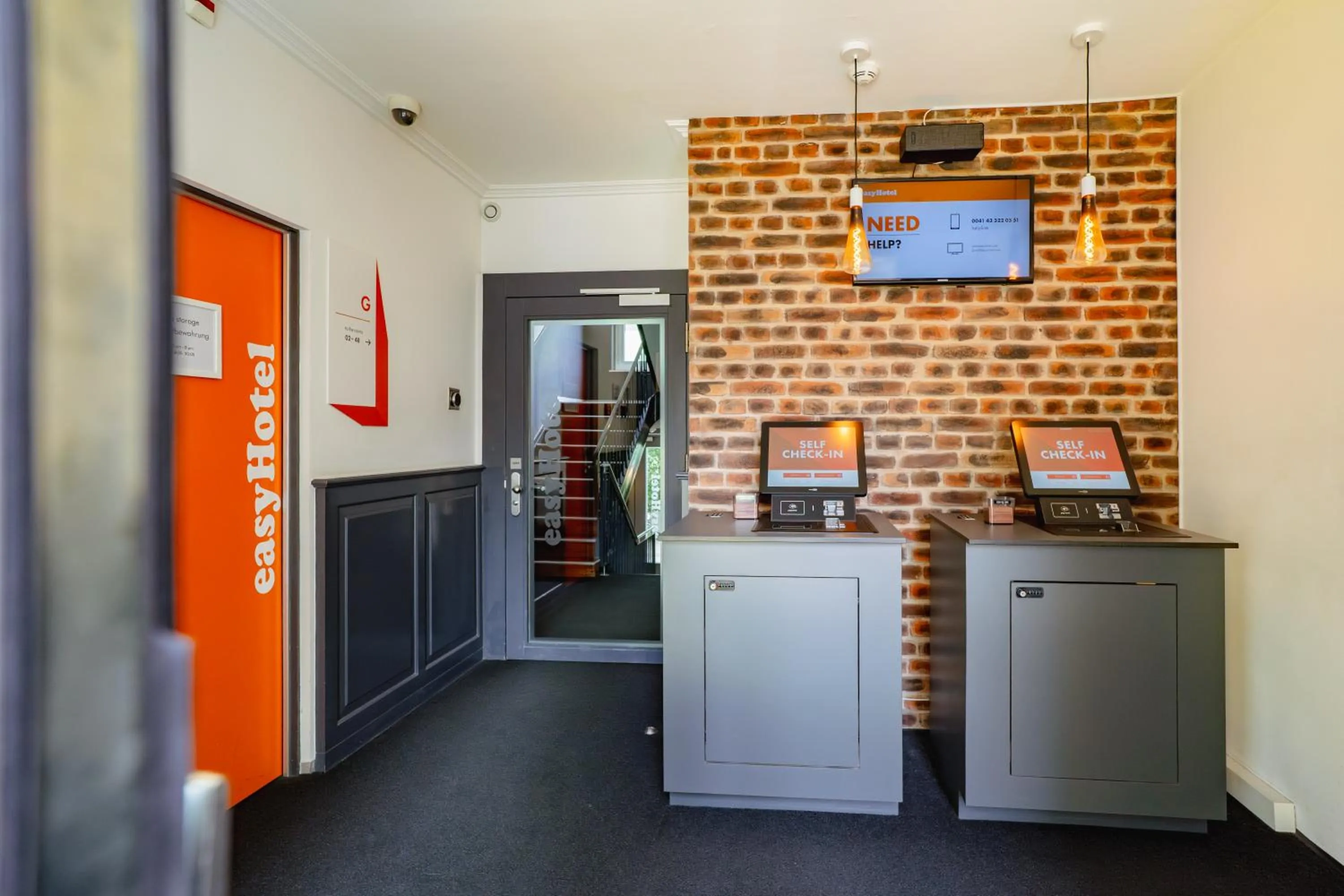 Property building in easyHotel Zürich City Centre