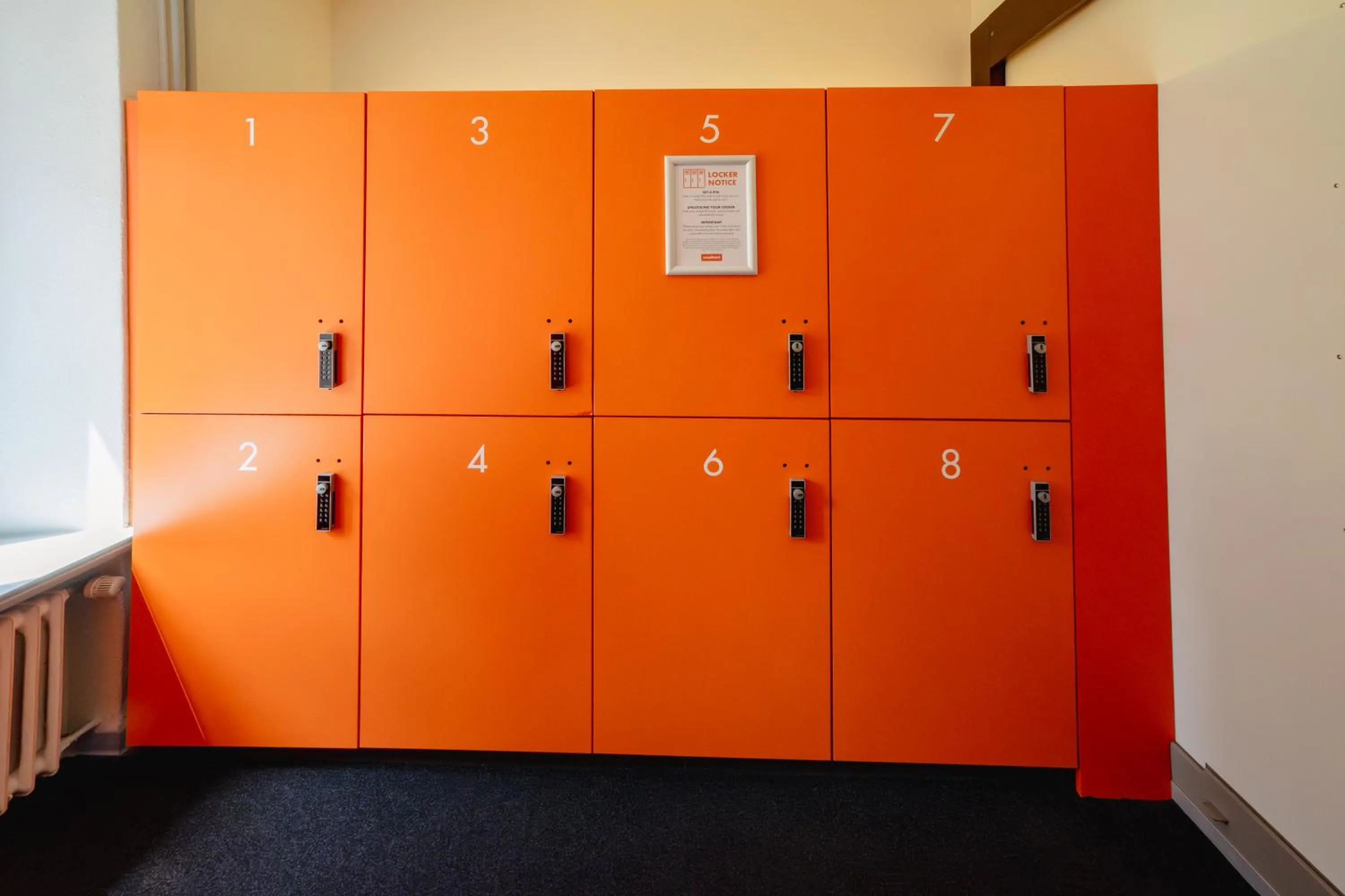 Property building in easyHotel Zürich City Centre