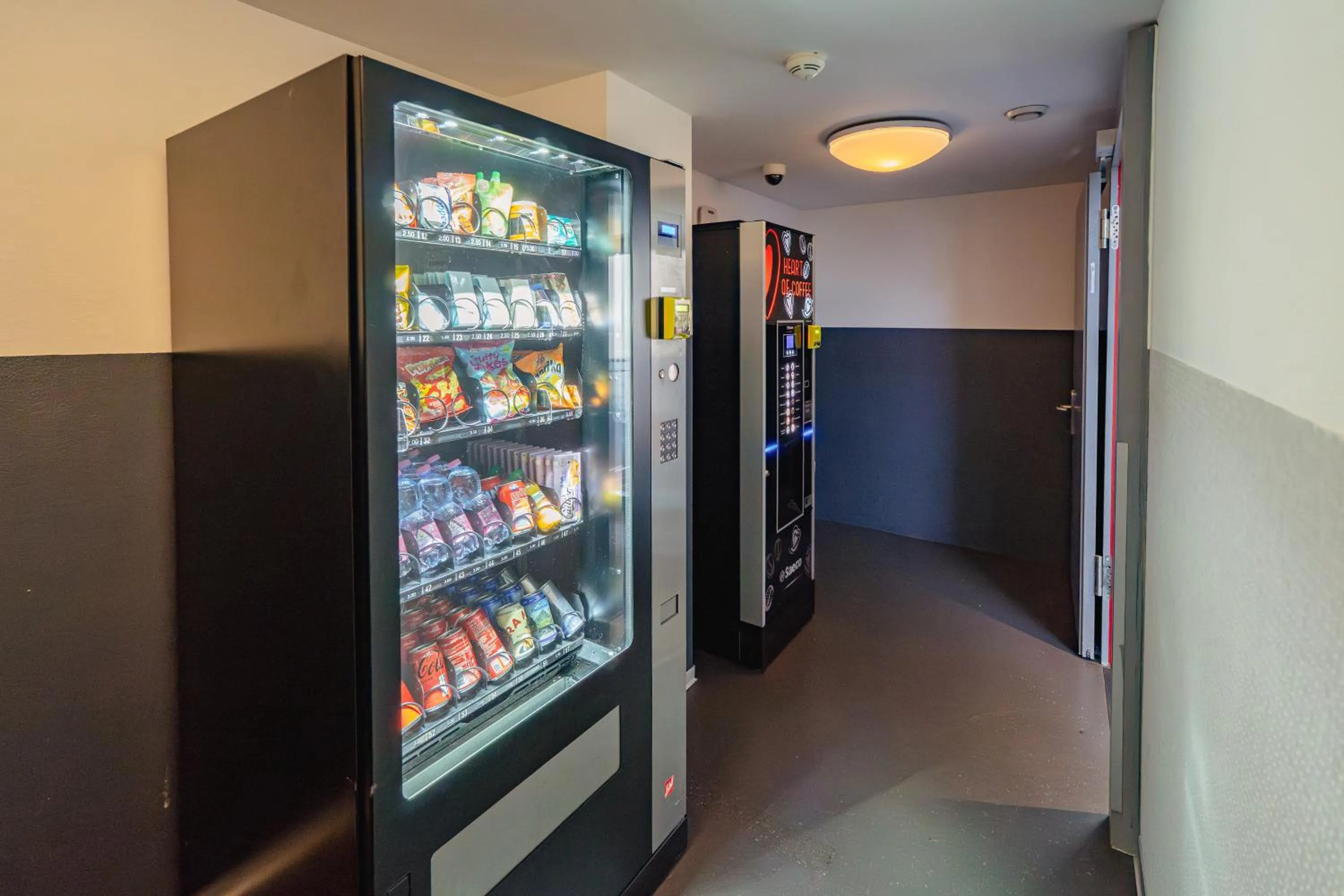 vending machine in easyHotel Zürich City Centre