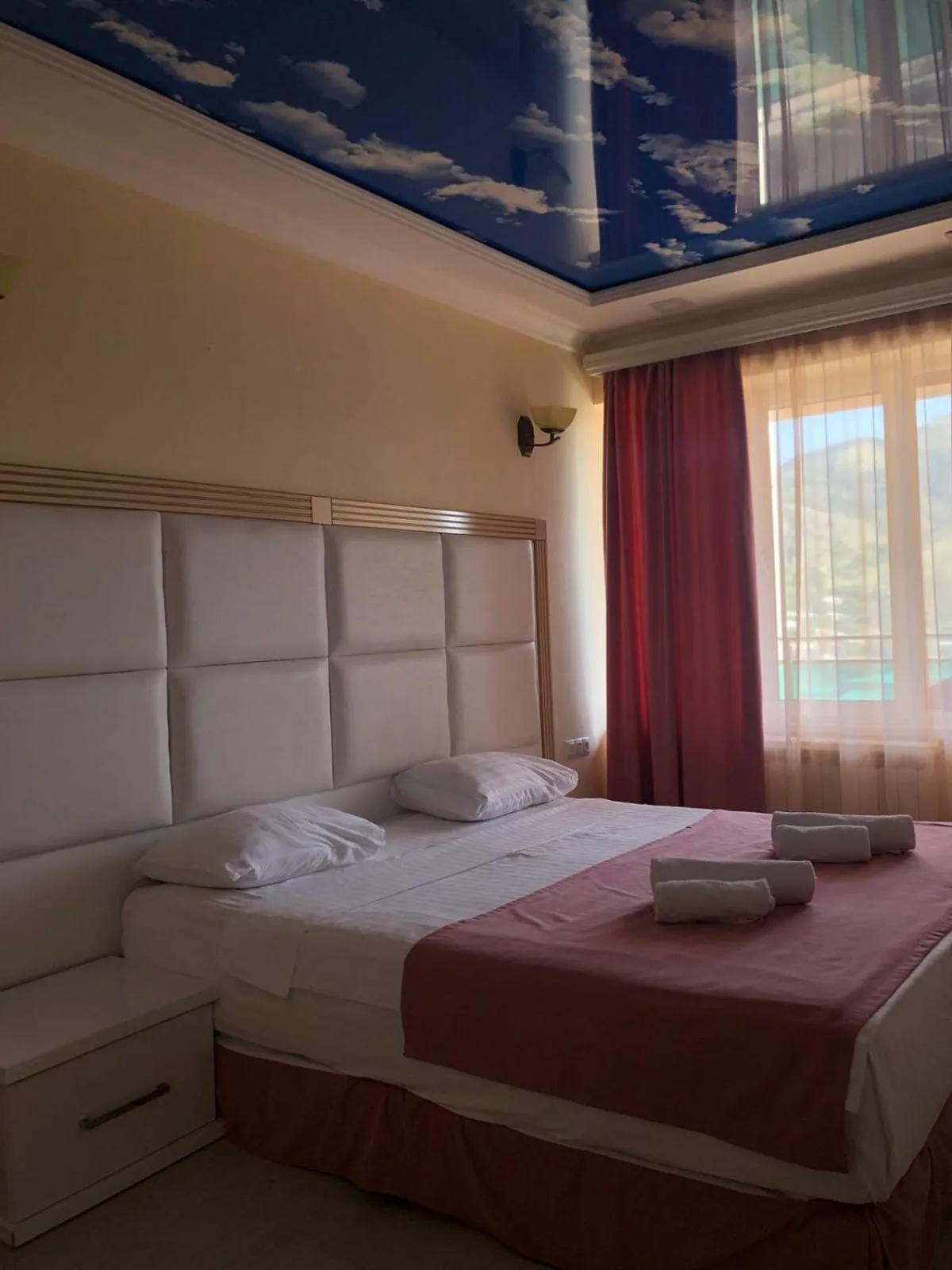 Bed in Goris Hotel