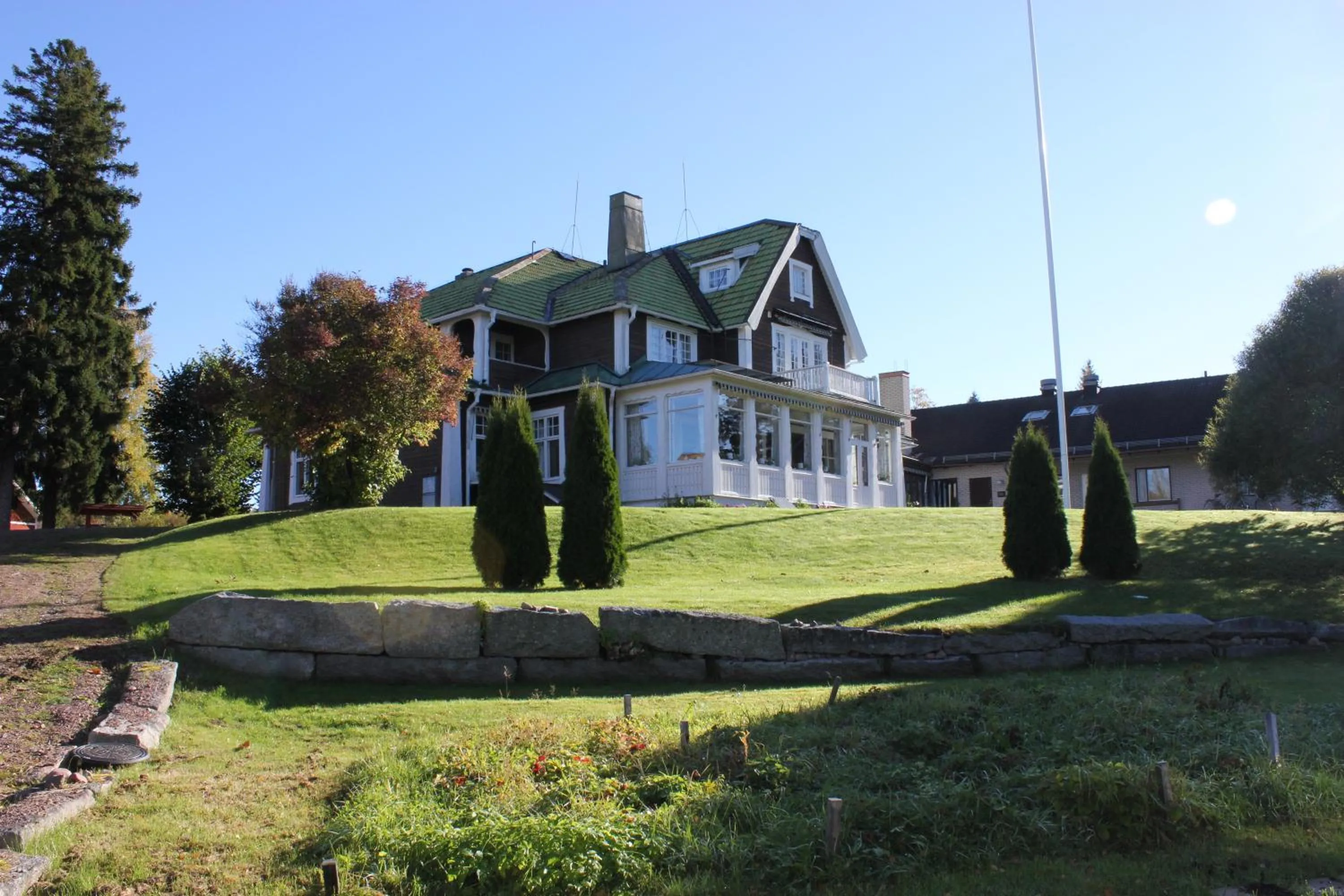 Facade/entrance in Trunna Vandrarhem & Konferens