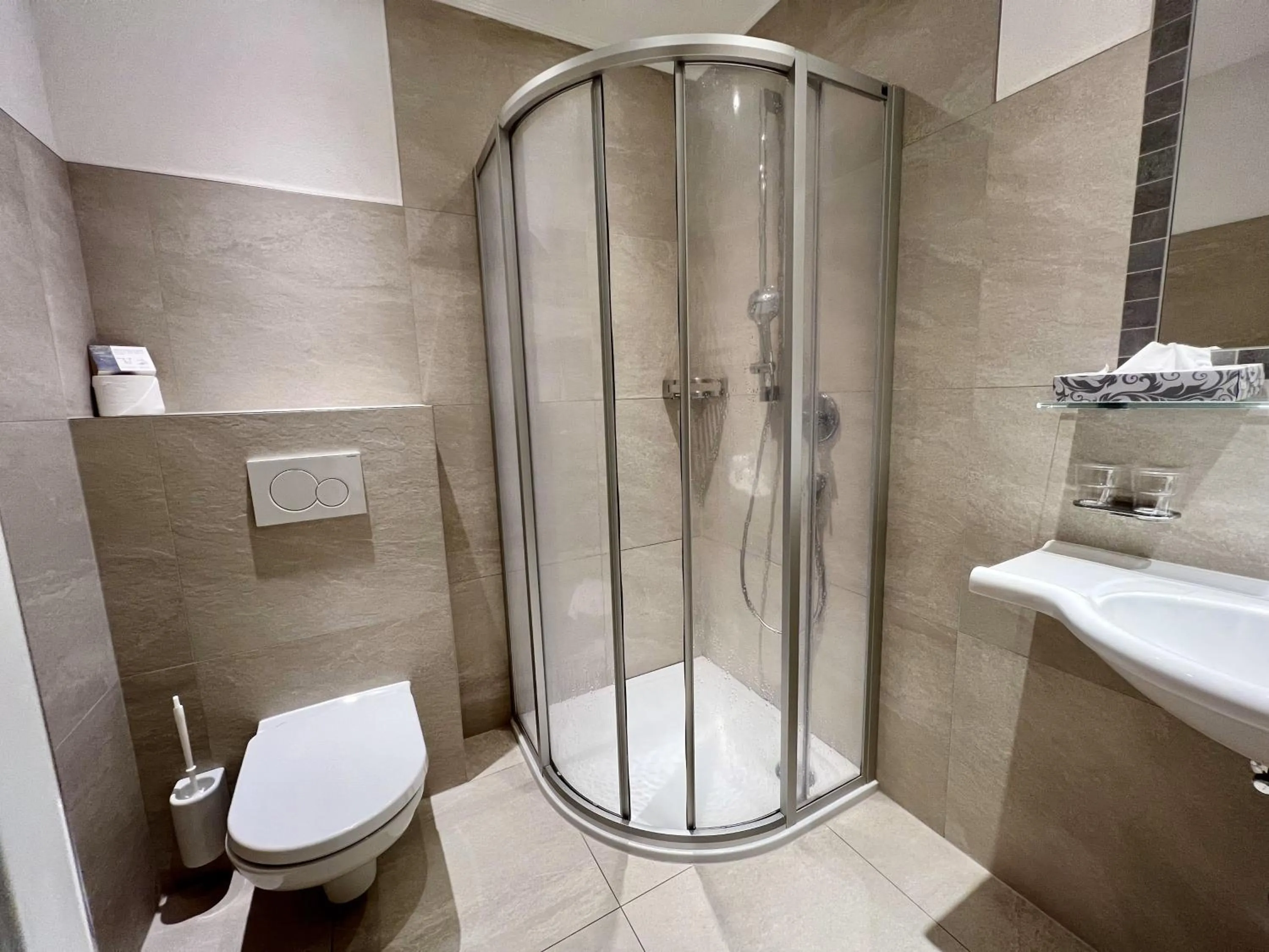 Bathroom in Hotel Garni Burger