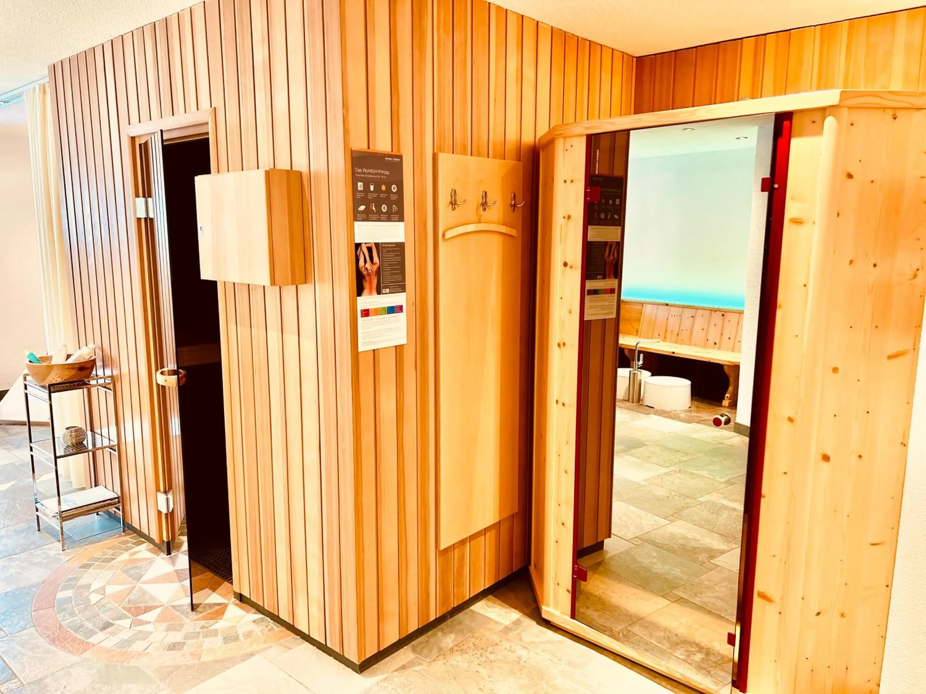 Sauna, Bed in Hotel Garni Burger