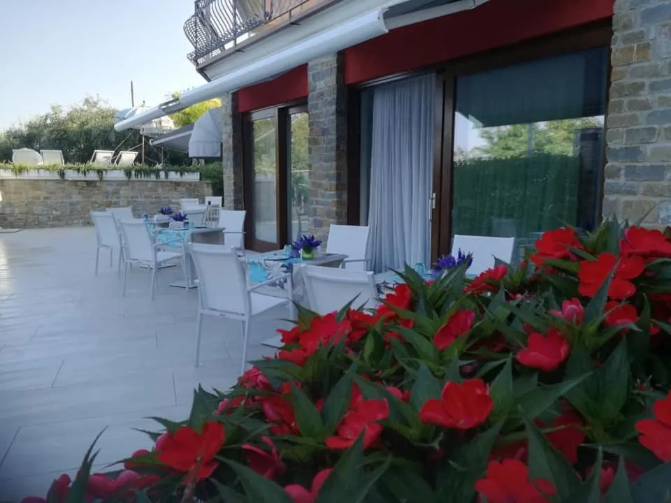 Facade/entrance in Le Vele