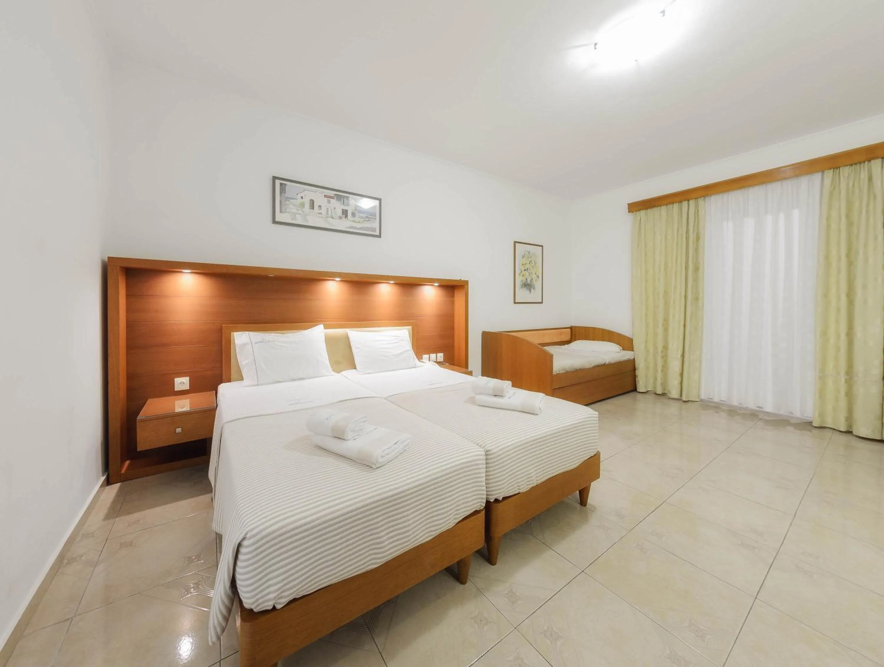 Bedroom, Bed in Zante Palace