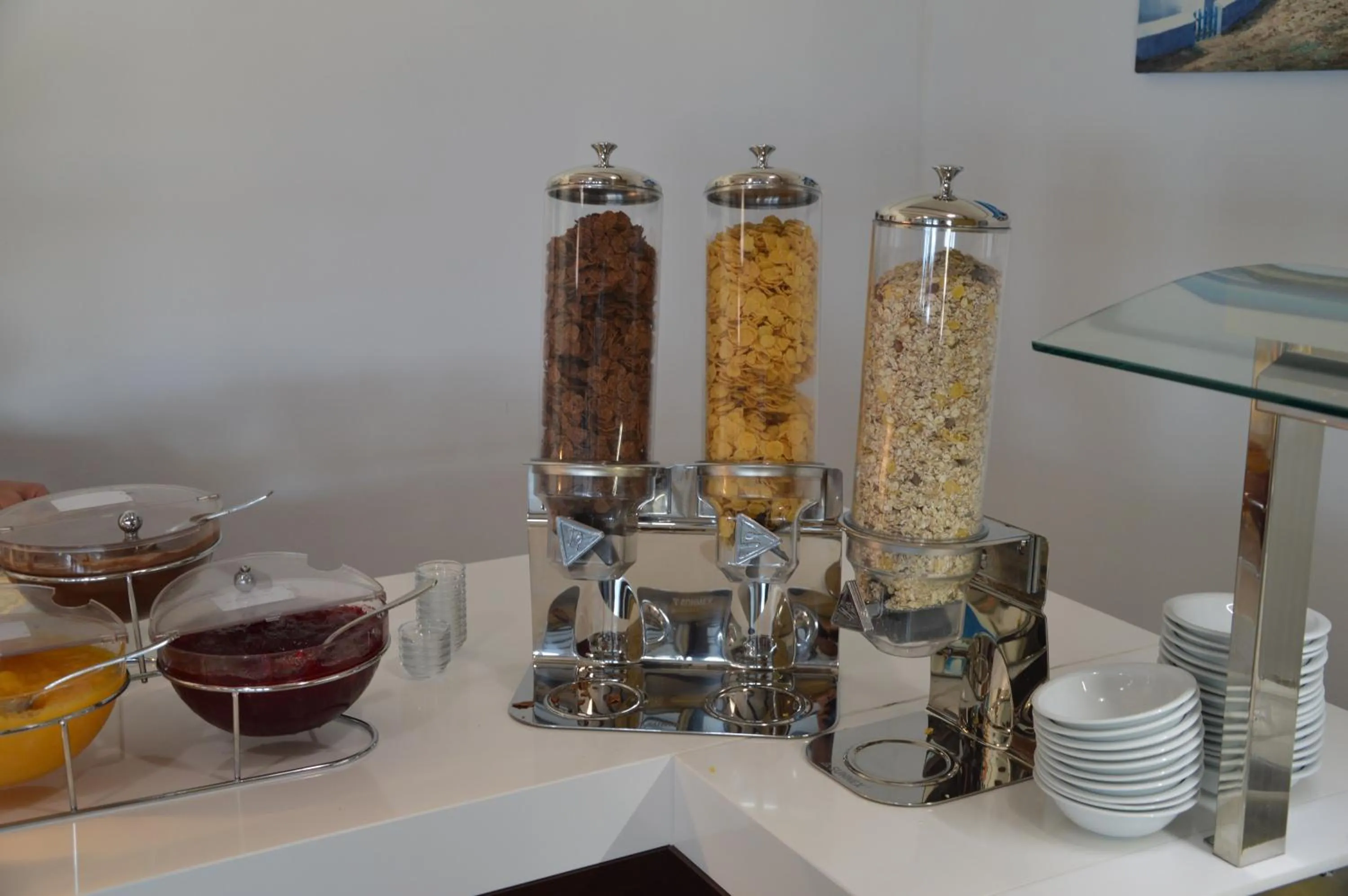 Buffet breakfast in Zante Palace