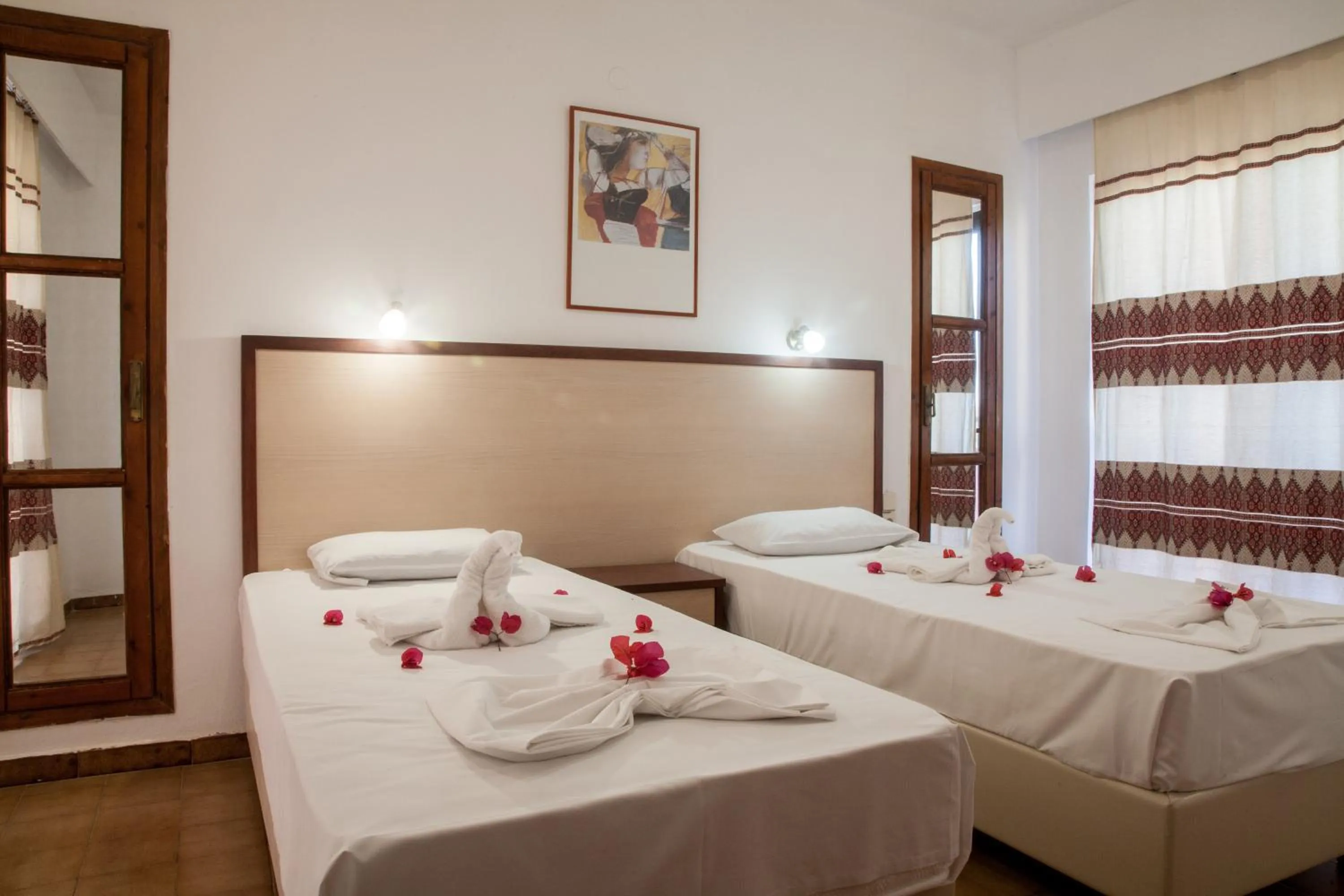 Bedroom, Bed in Ekavi Apartments