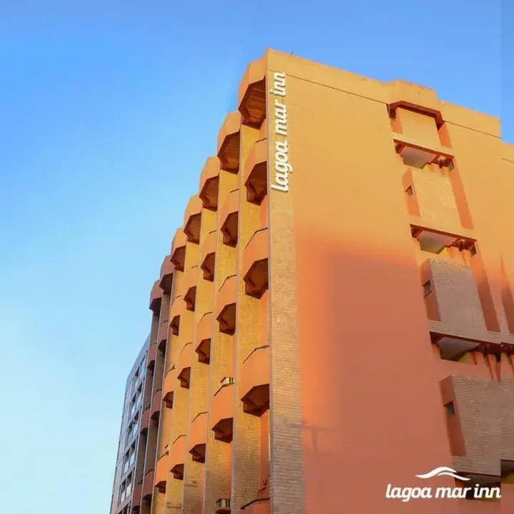 Property building in Lagoa Mar Inn - Estacionamento e duas crianças de até 10 anos Será Free Property building in Lagoa Mar Inn - Estacionamento e duas crianças de até 10 anos Será Free