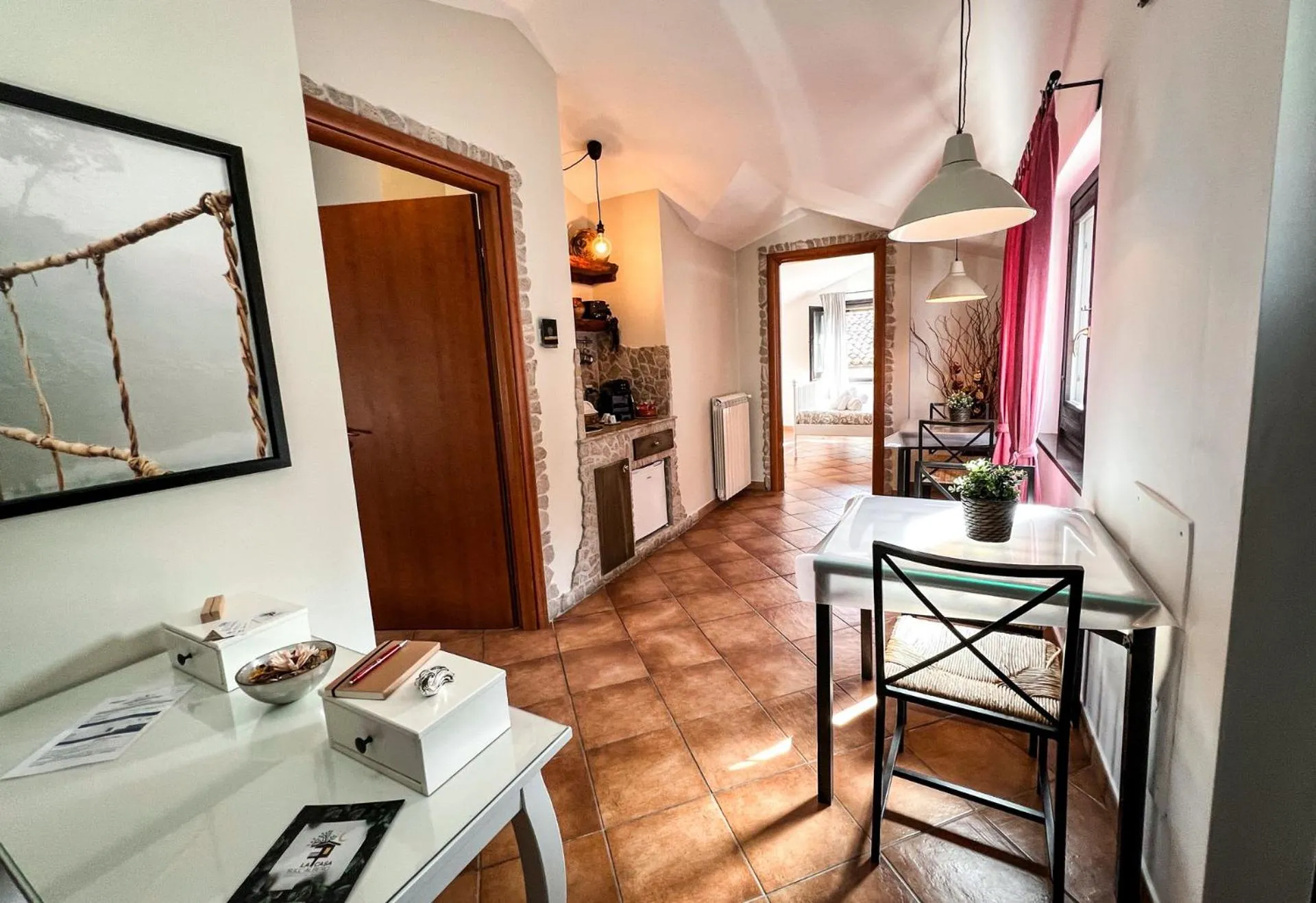 Seating area in Guarda Che Luna