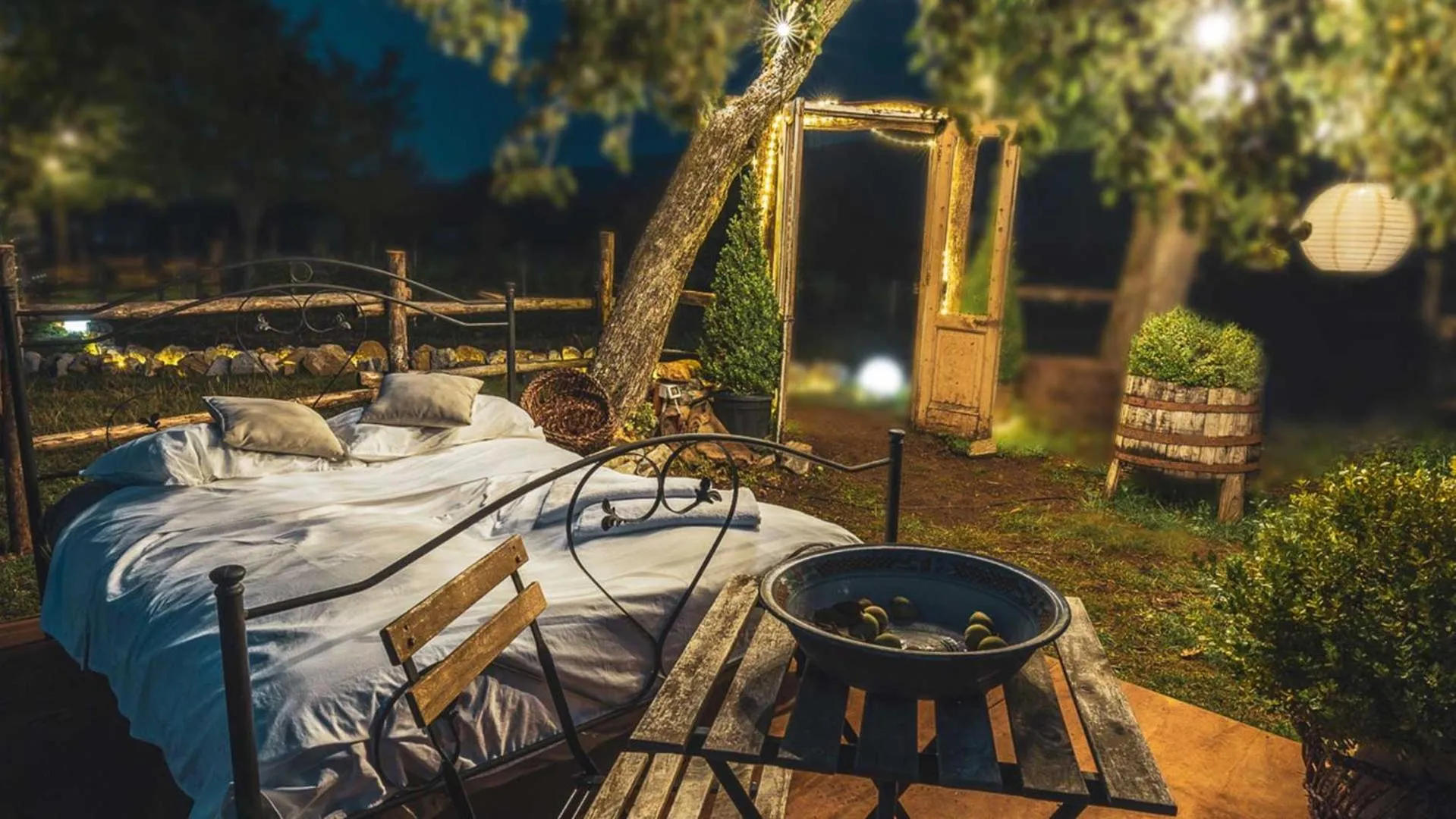 Garden view in Guarda Che Luna