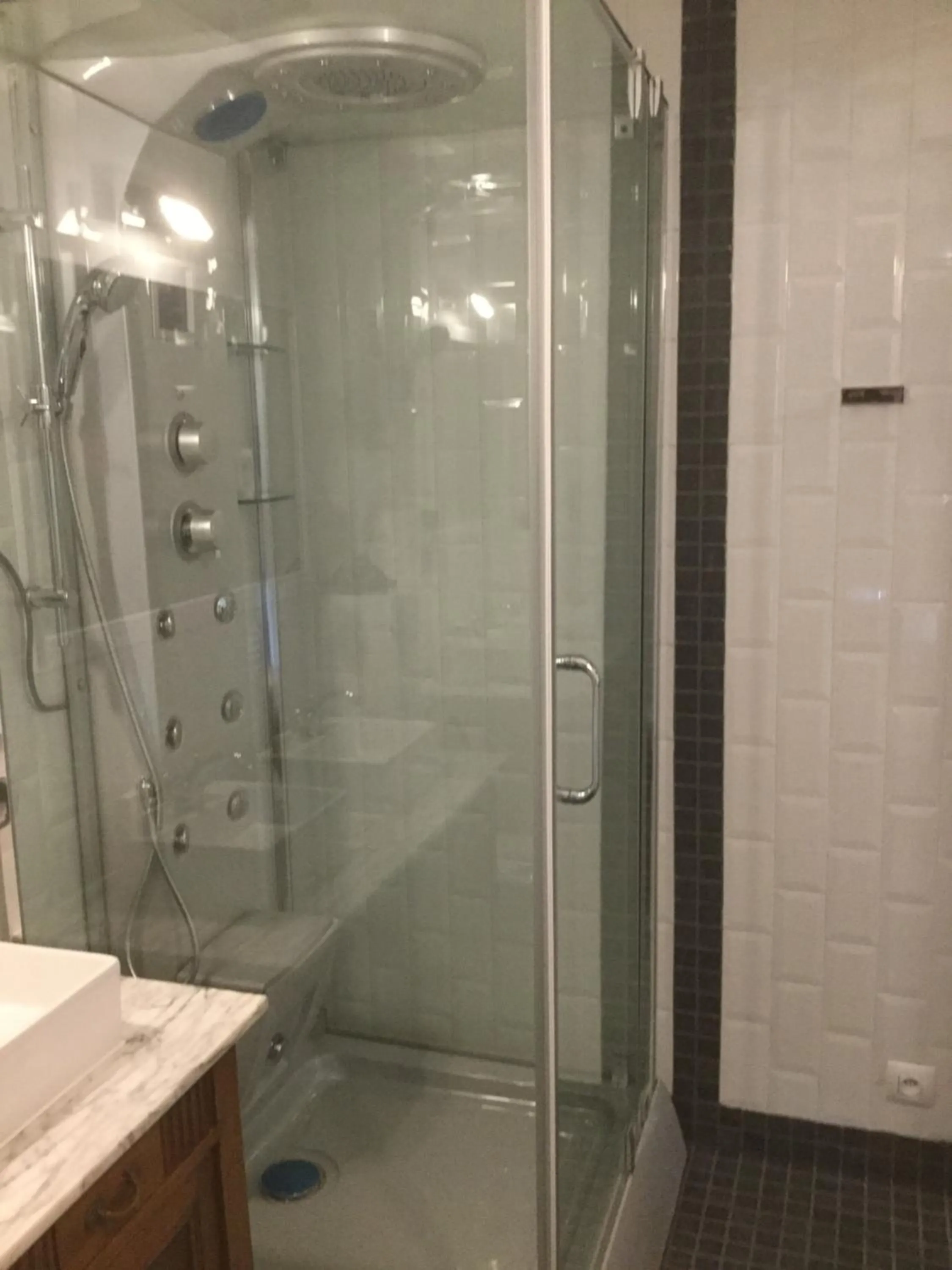 Au Manoir Des Vallees