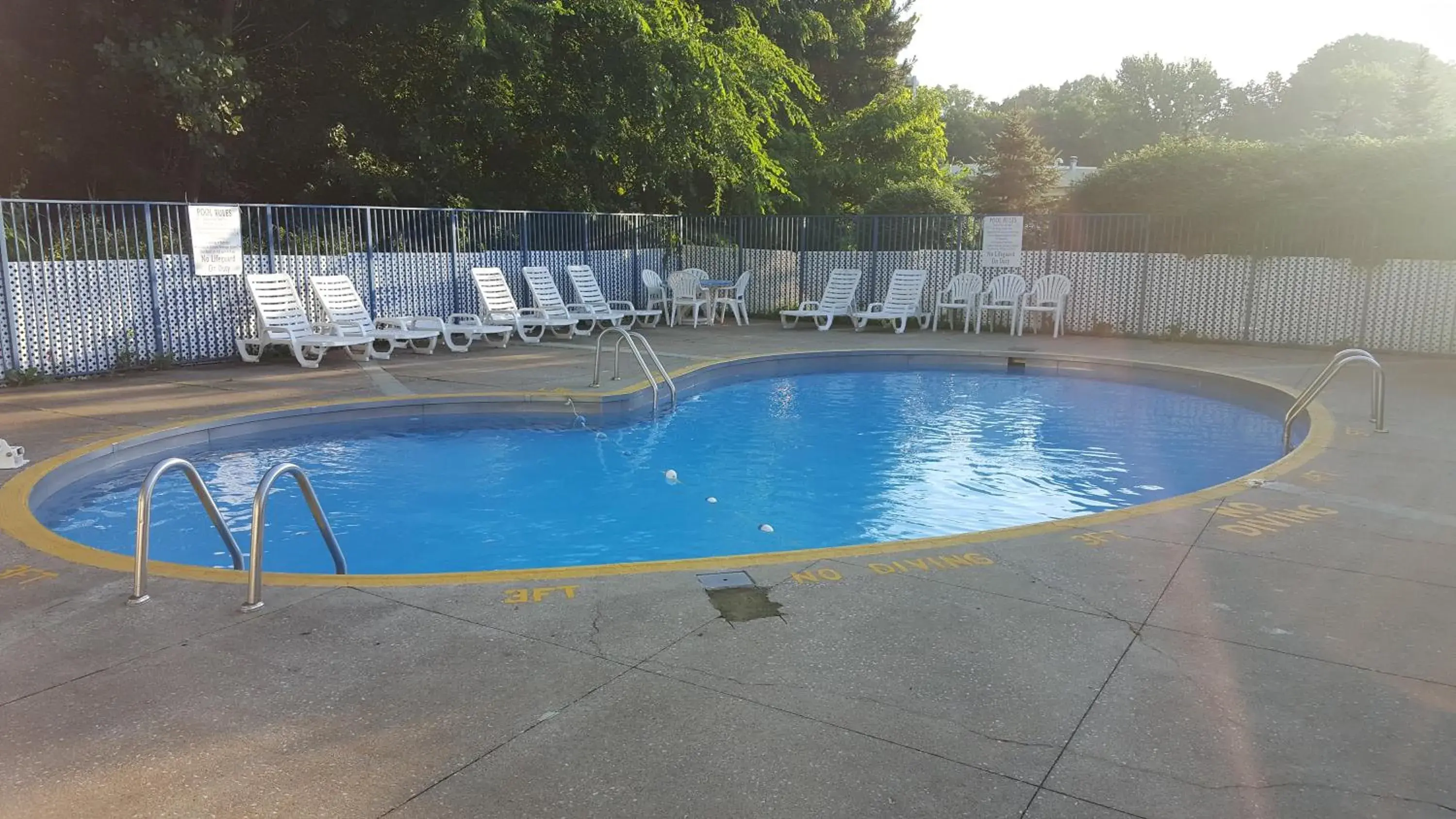 Swimming Pool in Mentor Home Inn and Suites