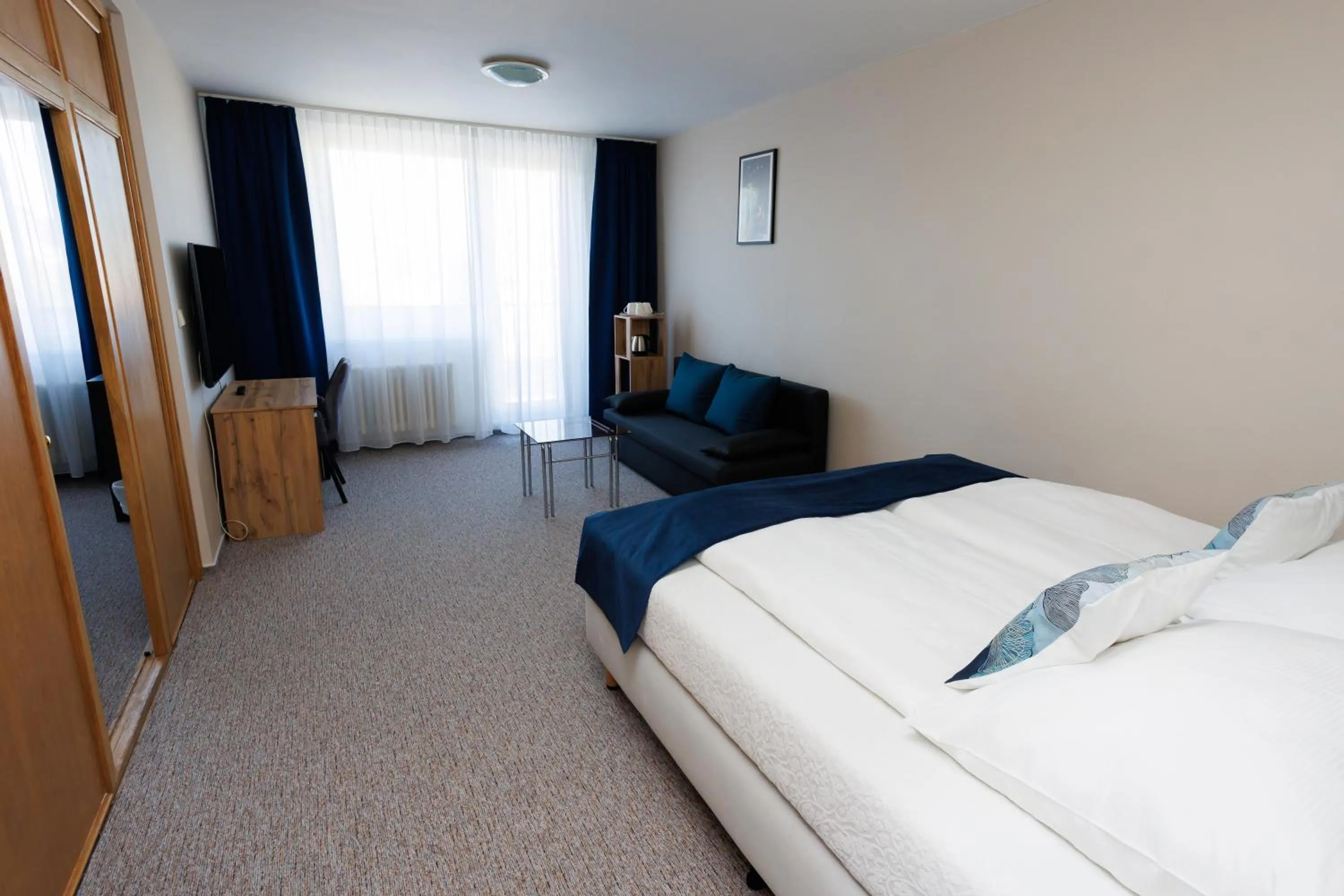 Photo of the whole room, Bed in Hotel FIT