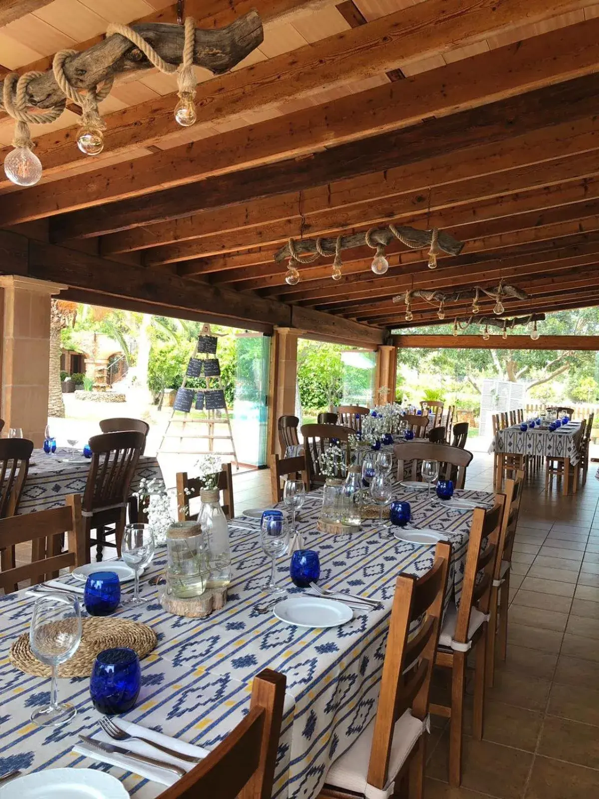 Restaurant/places to eat in Agroturismo Es Quatre Cantons Restaurant/places to eat in Agroturismo Es Quatre Cantons