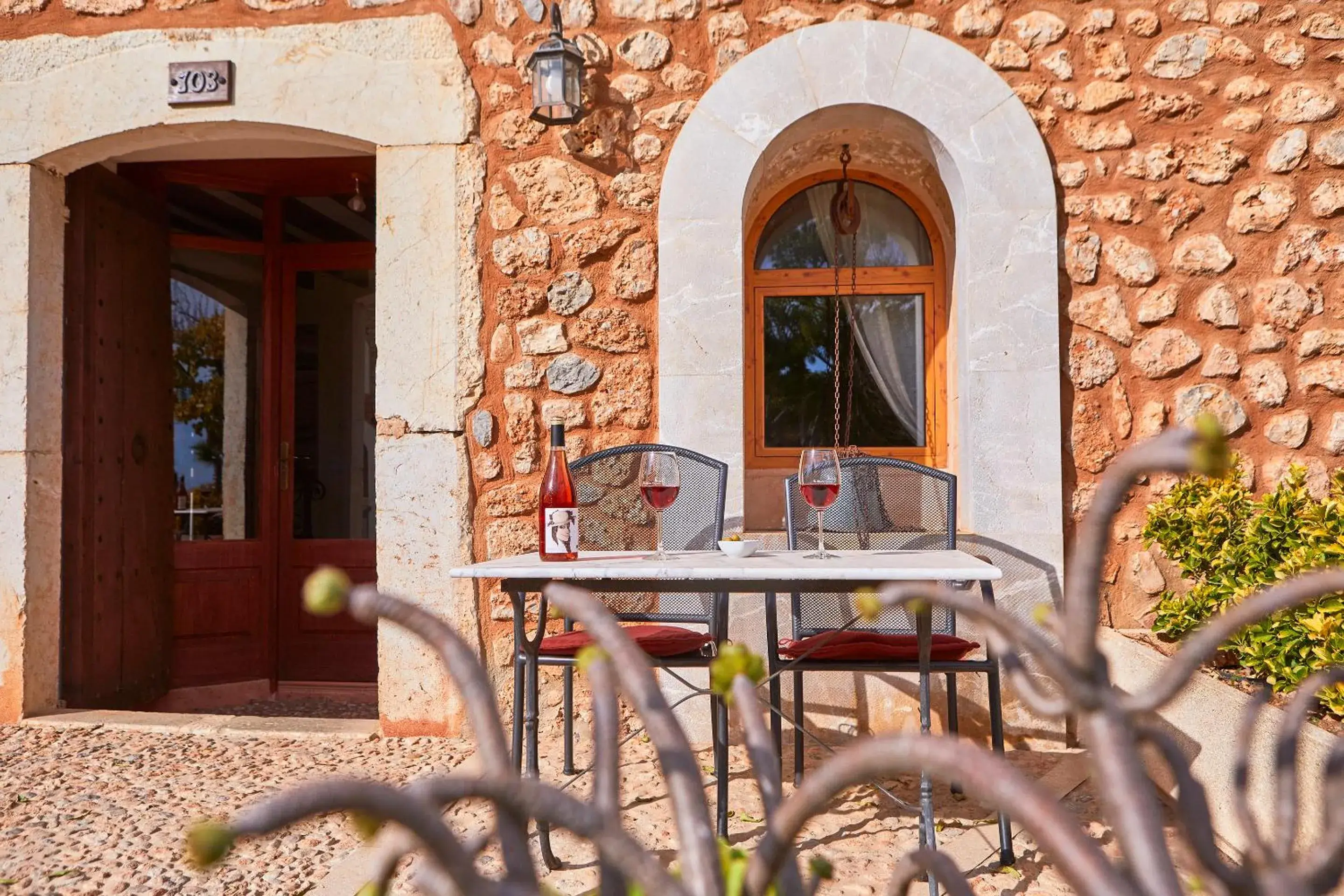 Facade/entrance in Agroturismo Es Quatre Cantons Facade/entrance in Agroturismo Es Quatre Cantons