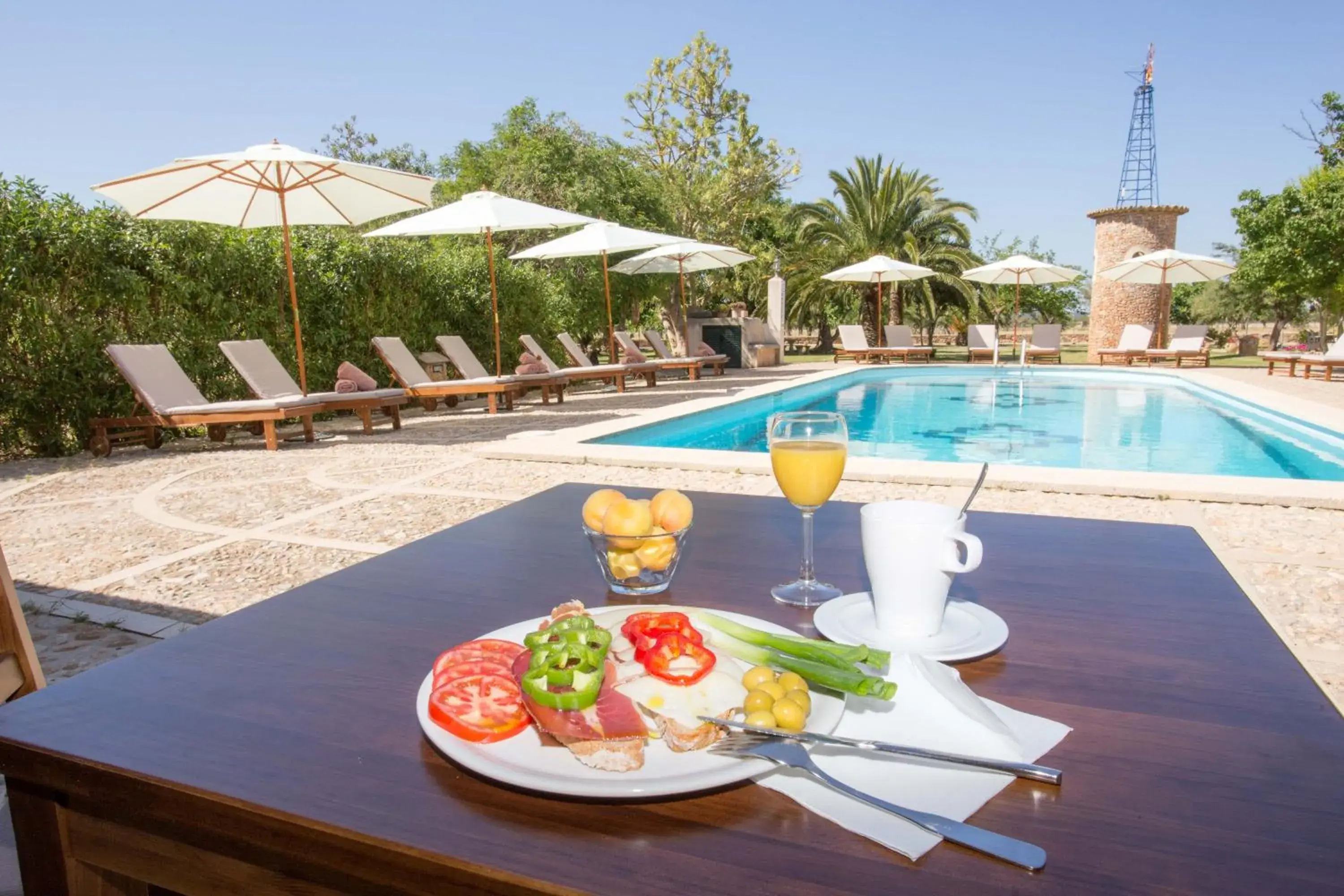 Restaurant/places to eat in Agroturismo Es Quatre Cantons Restaurant/places to eat in Agroturismo Es Quatre Cantons