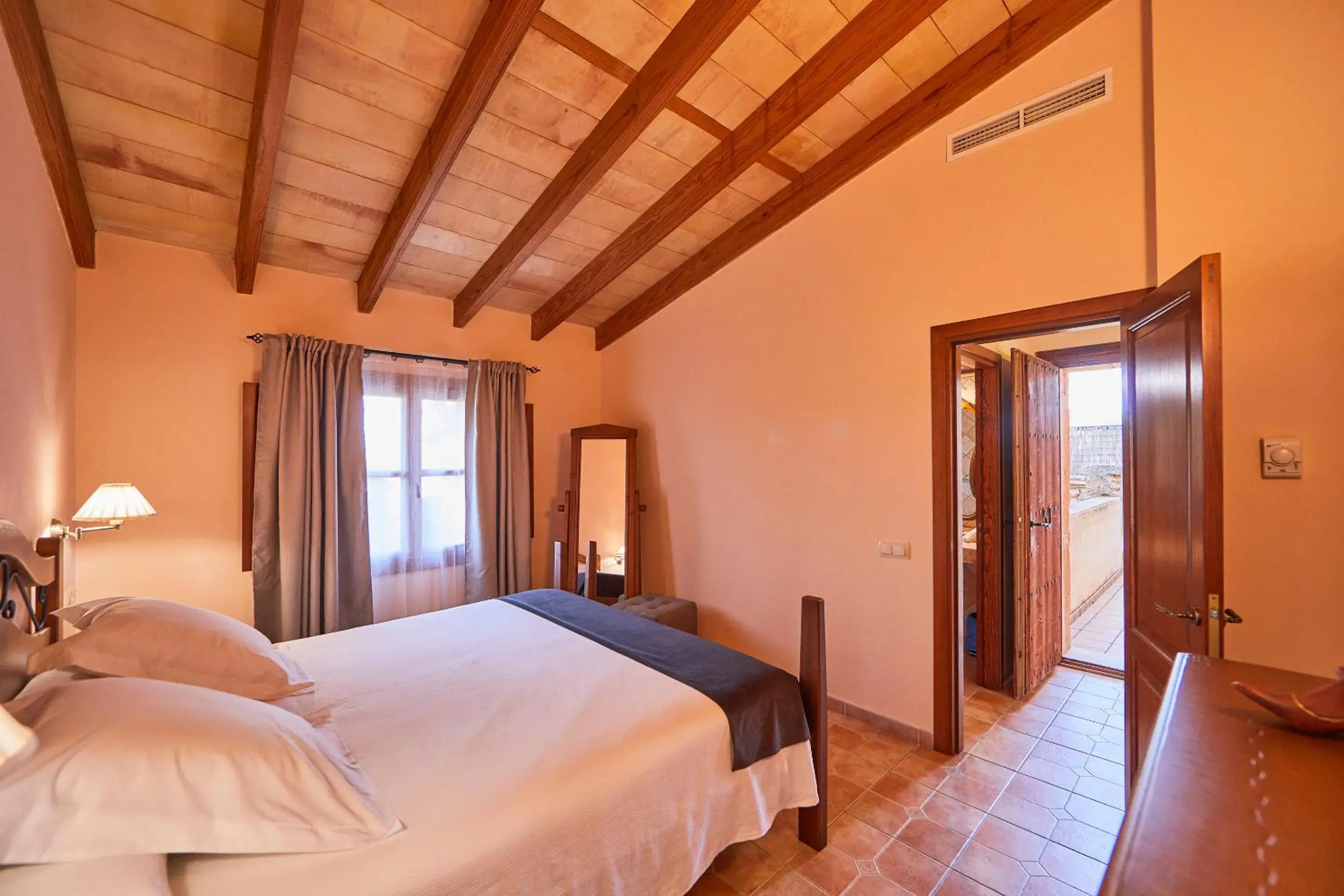 Bed in Agroturismo Es Quatre Cantons Bed in Agroturismo Es Quatre Cantons